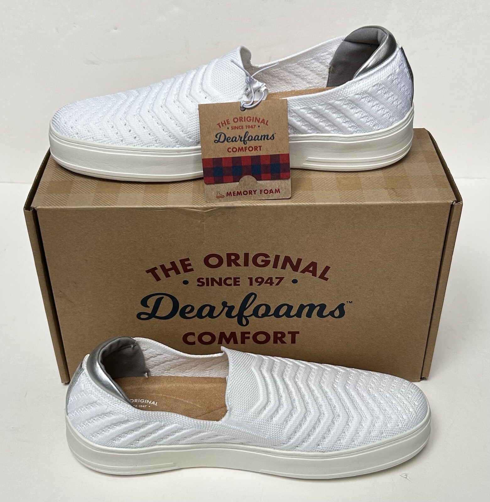THE ORIGINAL Dearfoams COMFORT SOPHIE White Slip-on Sneakers~Women’s 10~NEW/NIB