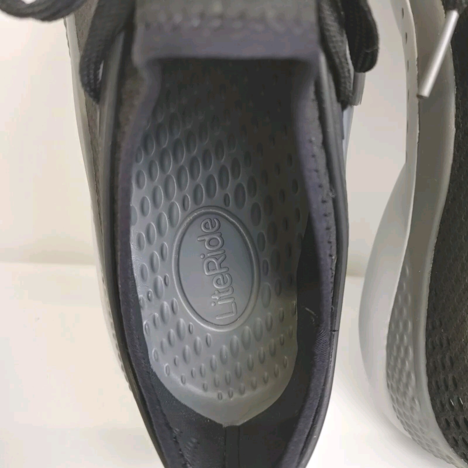 Crocs Women’s Literide 360 Pacer Shoes Size 10 Black/Slate Grey