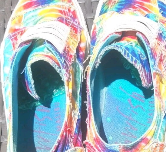 Blowfish $48 Malibu Summer Multi Colored Slip on Sneakers Sz 9