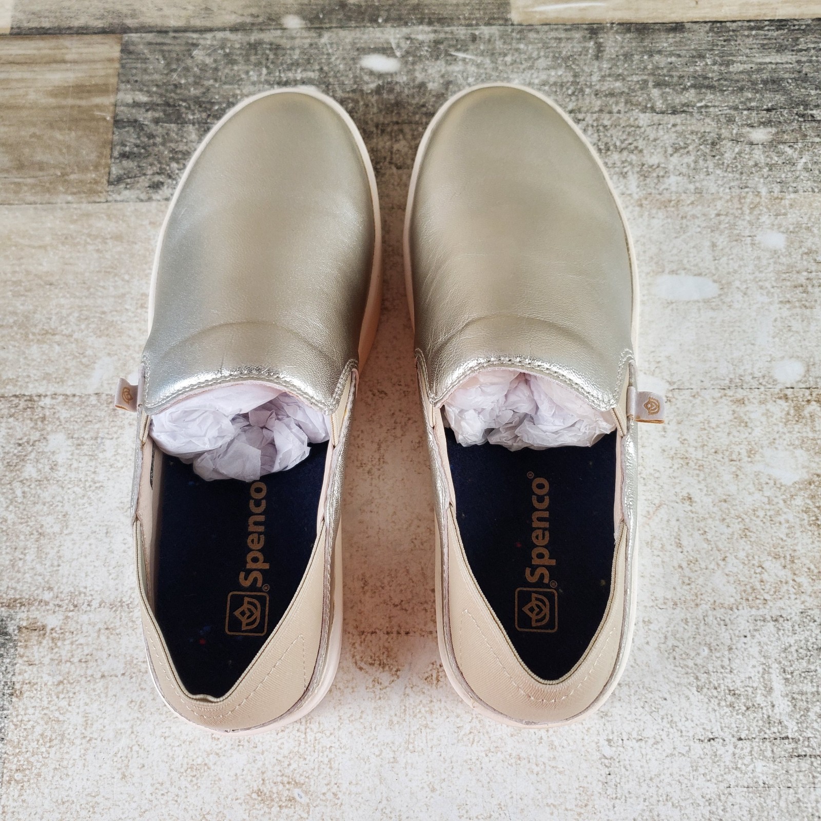 Spenco Saylor Womens Shoes Sz 6 D Champagne Suede Comfort Slip On Sneakers