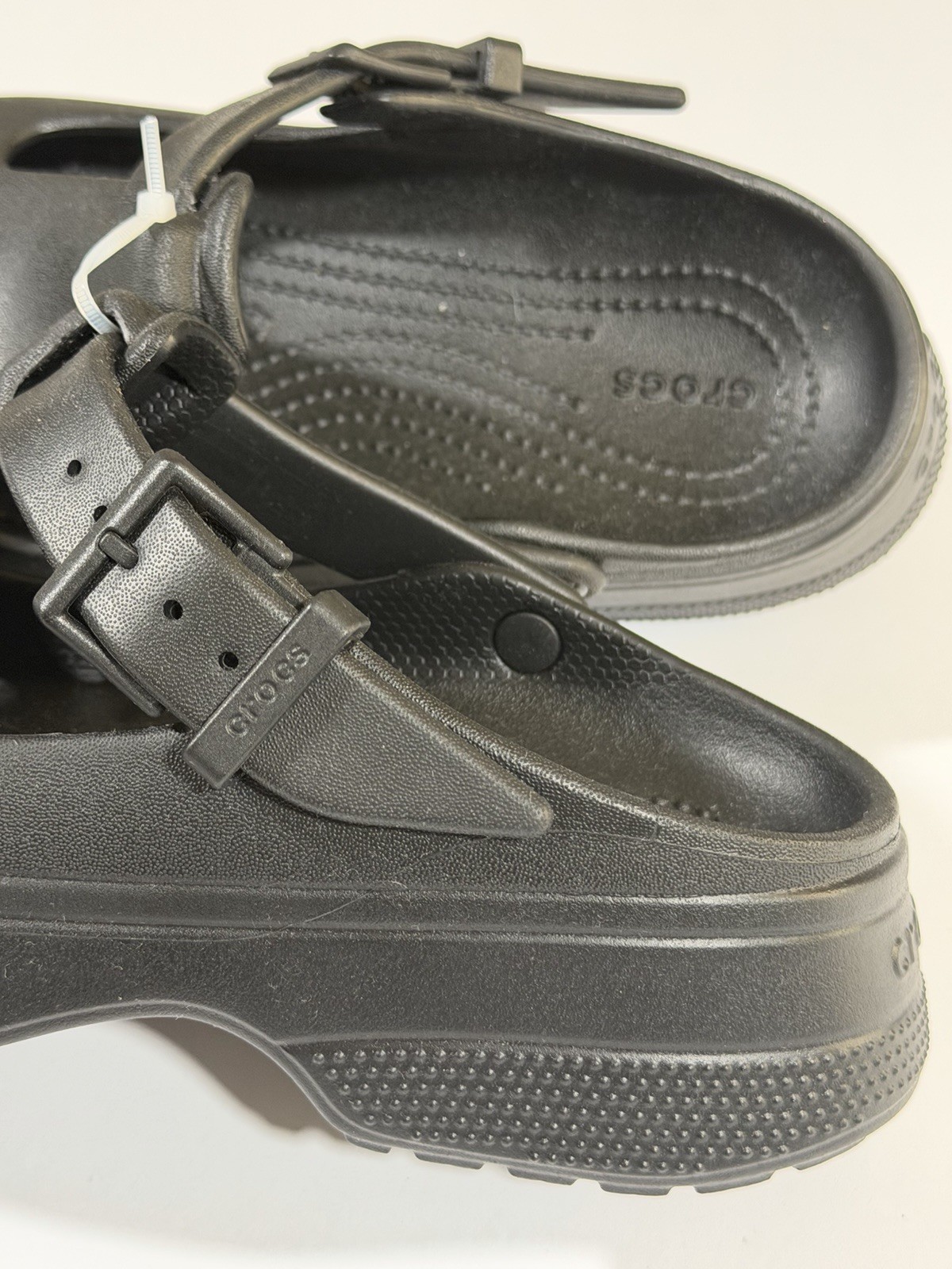 🐊 Crocs Classic Mary Jane Clog Black Womens 7 Adjustable Buckle New W/out Tags