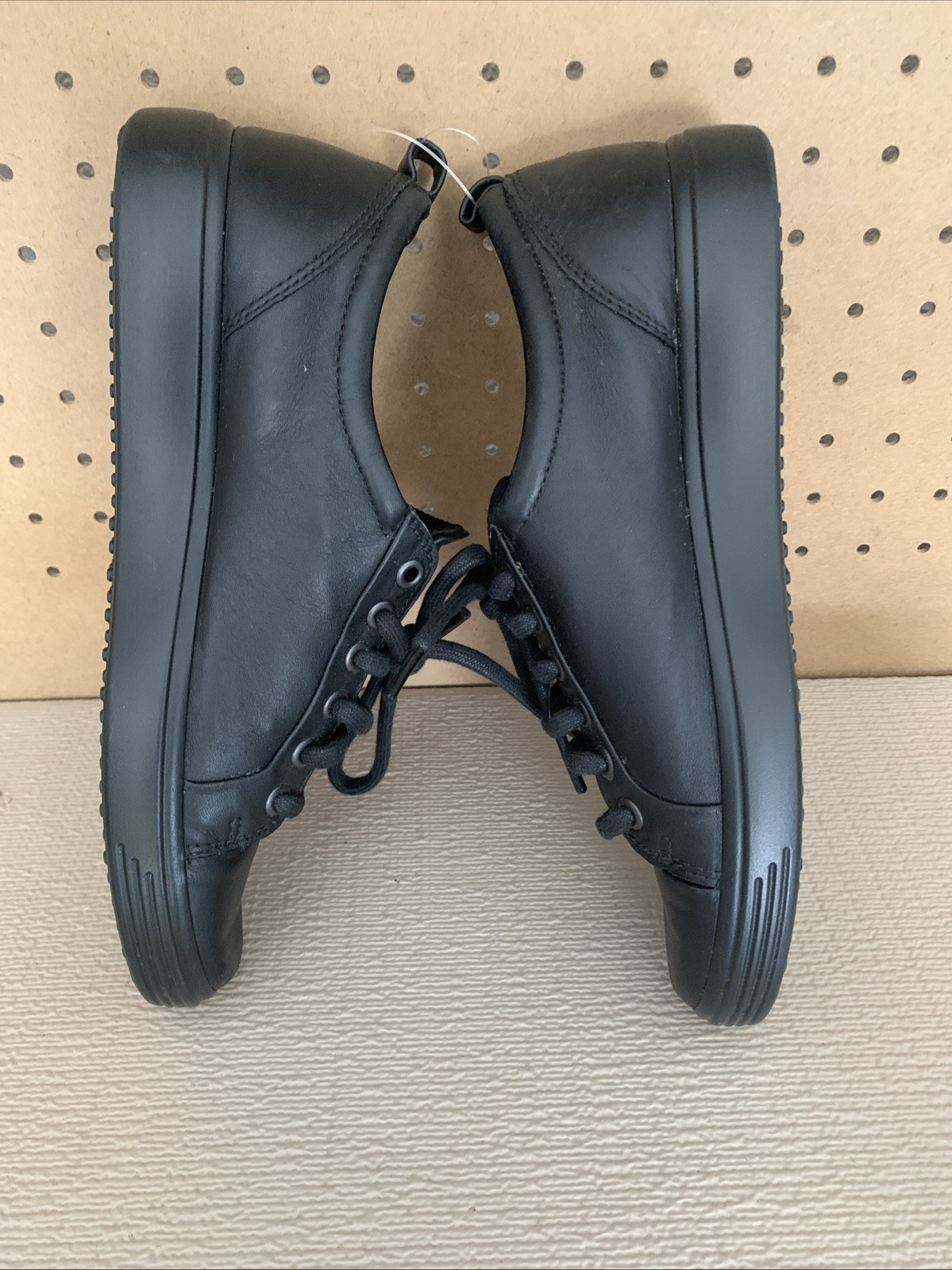 ECCO Soft 7 Gore-Tex Black Leather Sneakers Women’s 39 US 8 Casual Shoes
