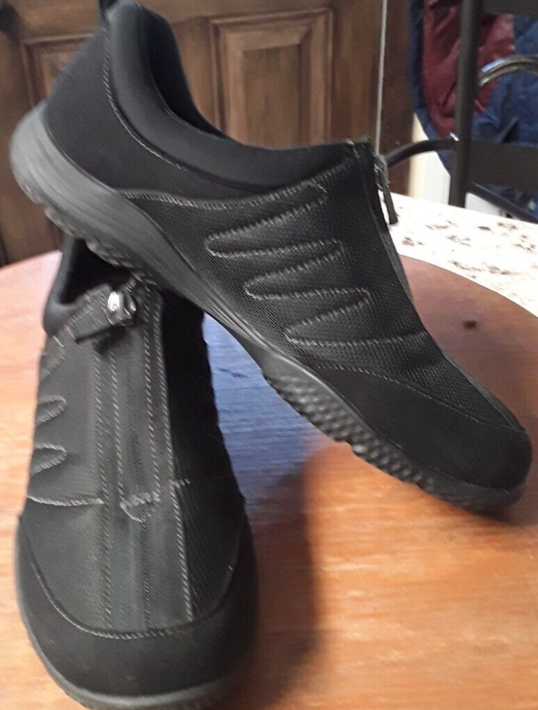 EASY SPIRIT WO’S BLACK TEXTILE/ SUEDE SHOES SIZE SZ 9 1/2 M EXCEL COND