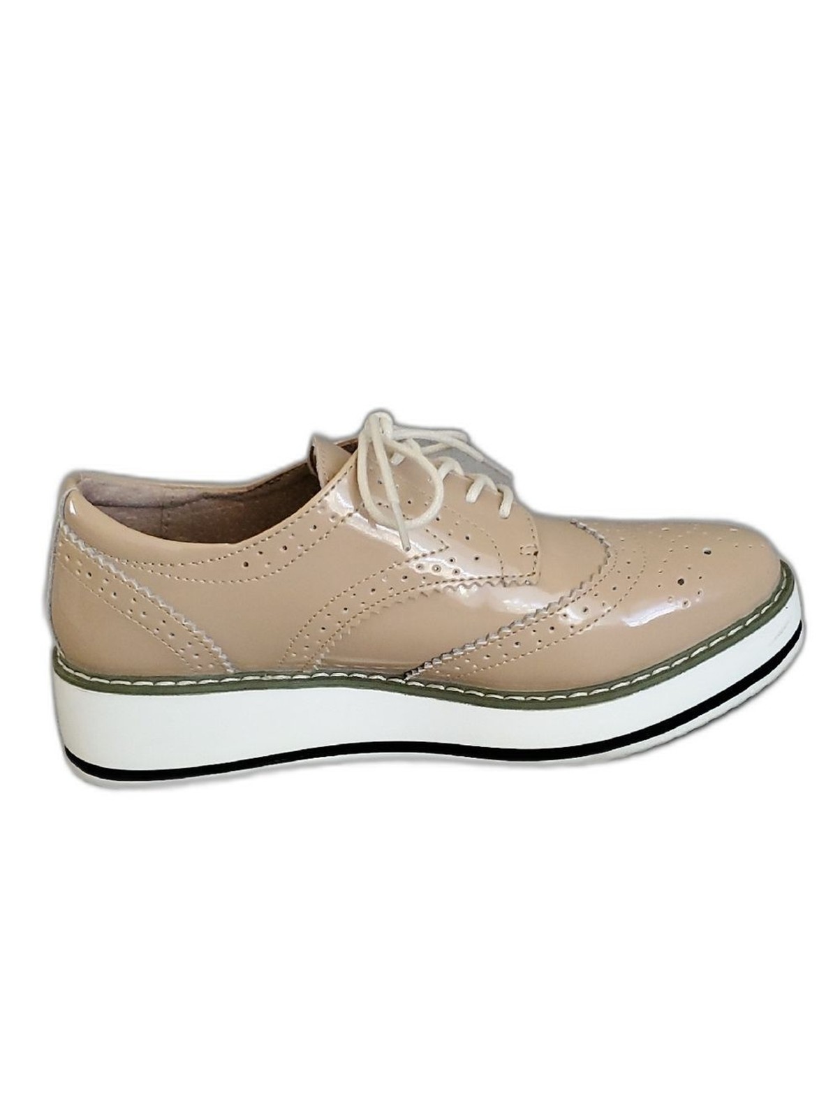 DADAWEN Tan Patent Platform Oxford Wingtip Shoes WOMEN’S SIZE: 39 EU/ 8 US