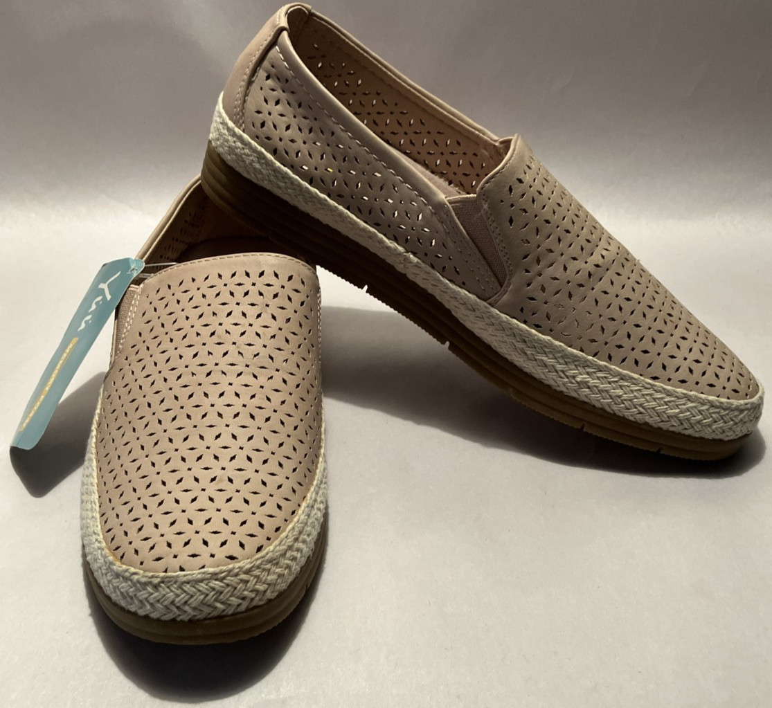 New Yuu Lacey Womens 8M Tan Ventilated Memory Foam Insole Comfort Espadrilles