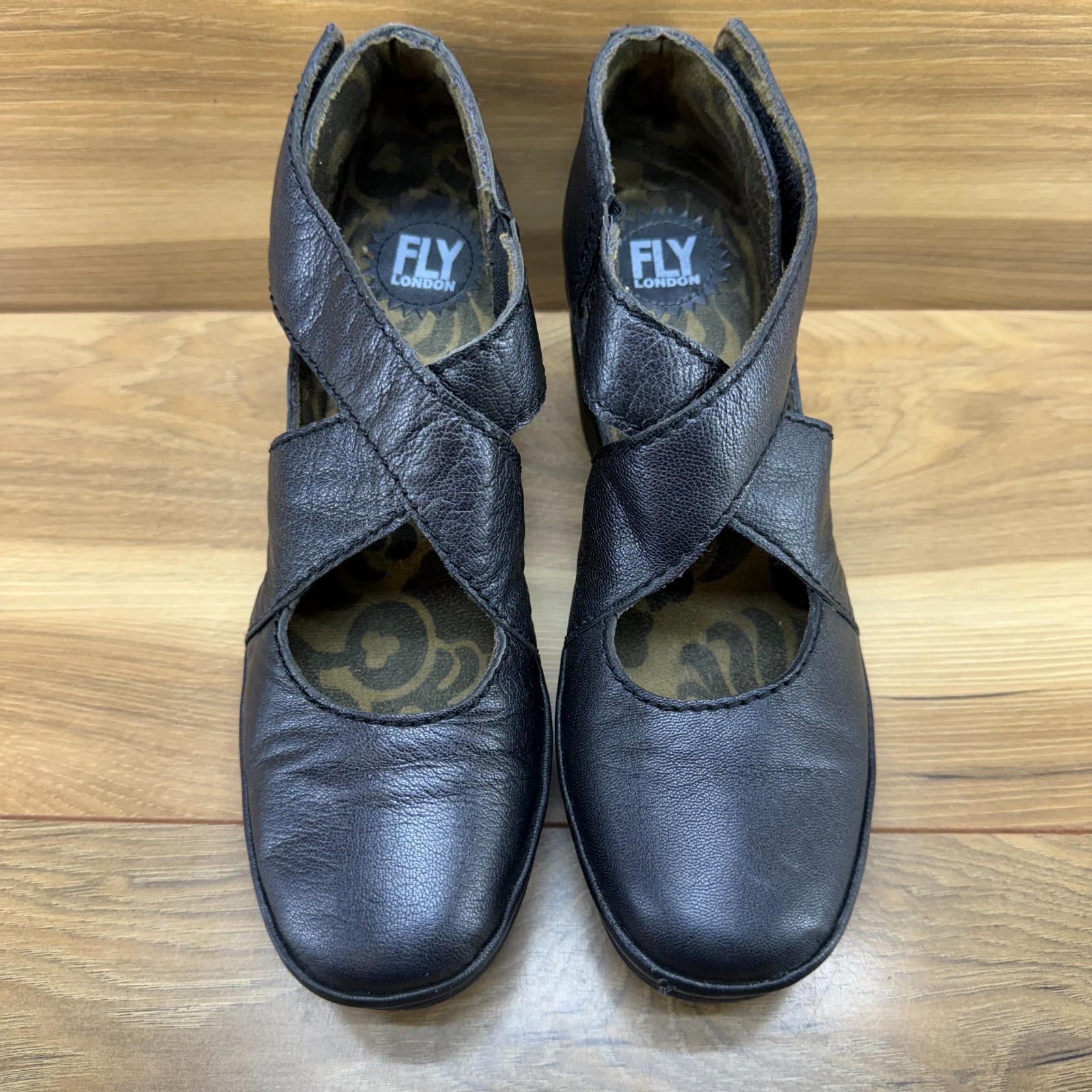 FLY LONDON Yogo Crossover Wedge Pumps 9 EU 39 Dark Pewter Walking Comfort