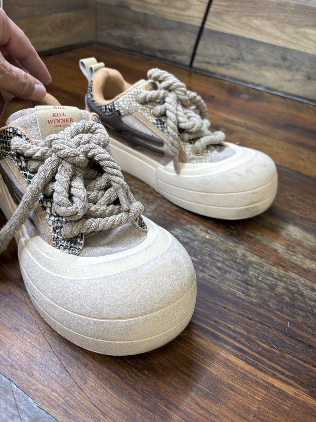 KillWinner Sneakers Womens 8.5 Smile Life Series Brown Skateboard Chunky Rope