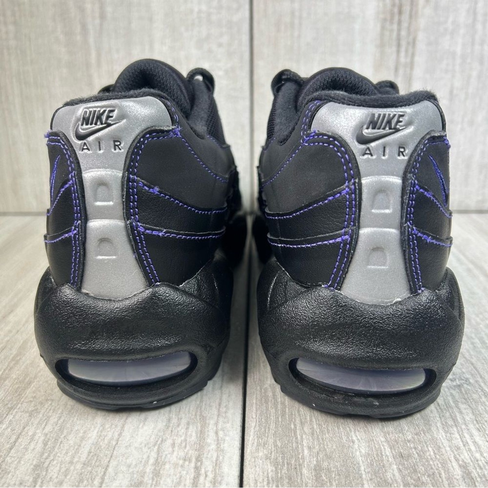 NEW Nike Air Max 95 Classic Black Persian Violet Sneakers Women’s Size 7 5.5Y