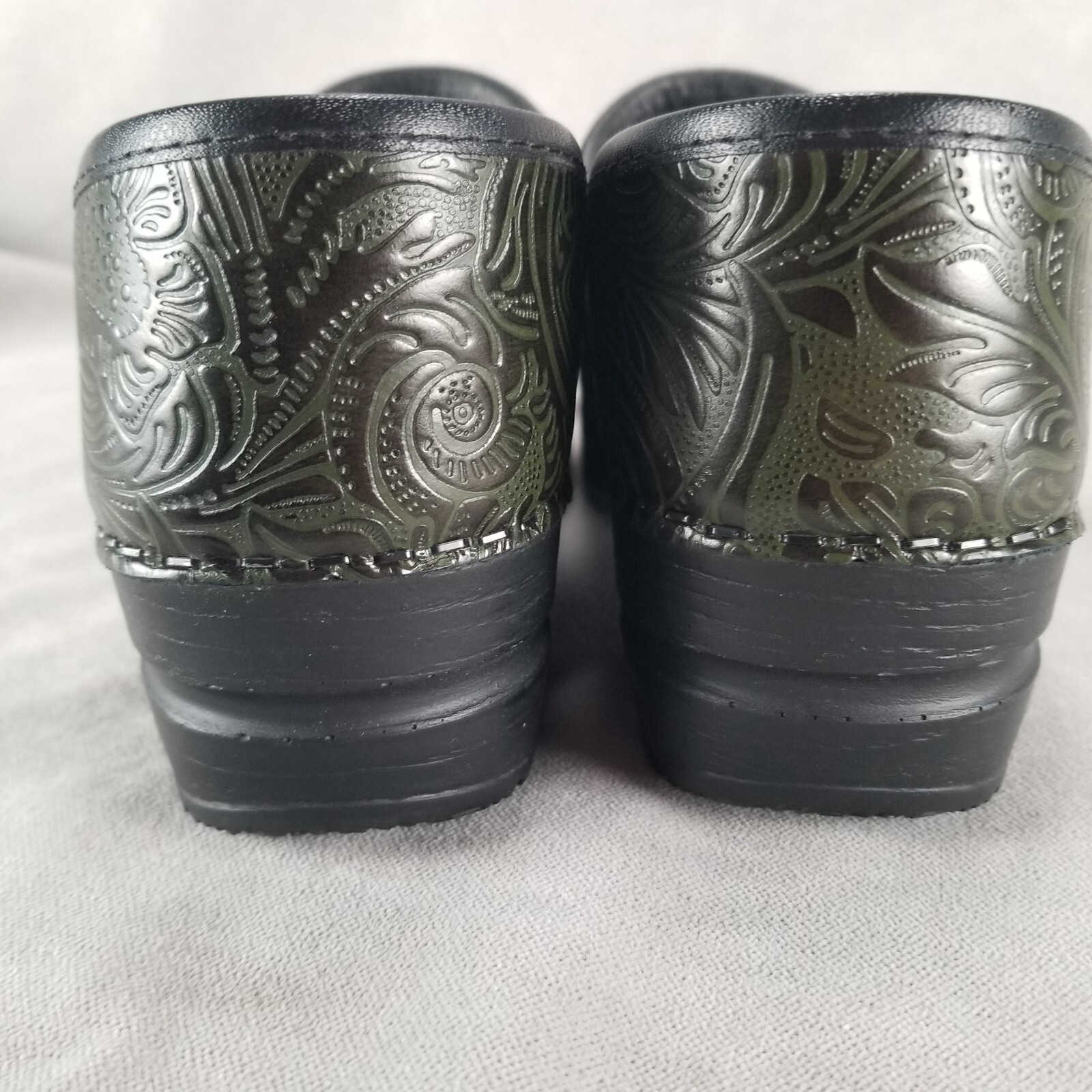 Sanita The Original Danish Clog Women’s Shoes Size Eu 38 US 6.5-7 Green Leather