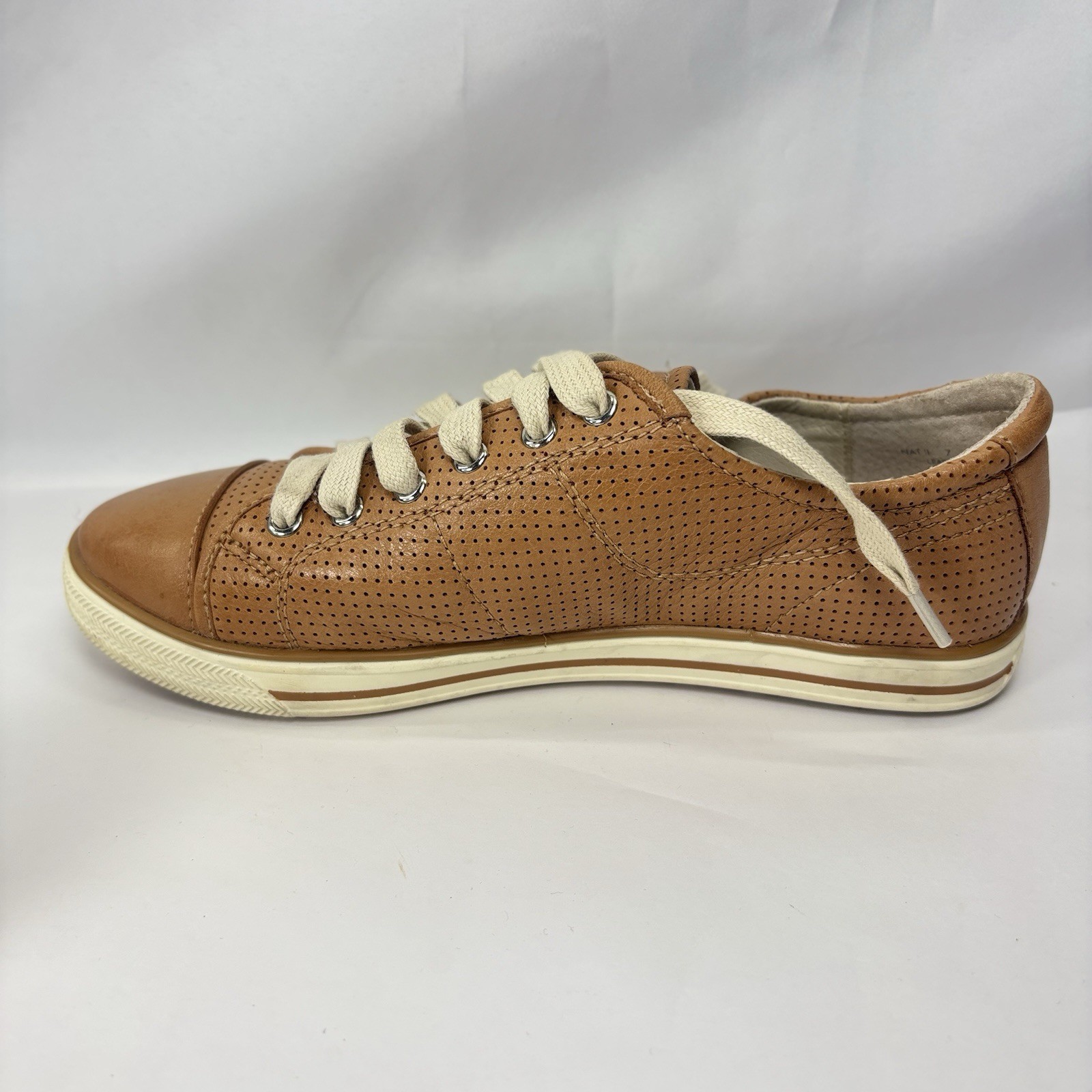 FRANKiE4 NAT II Sneakers Womens 7 Soft Tan Perforated Leather Comfort NO INSOLES