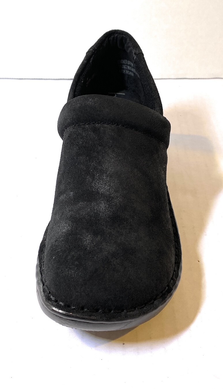 B.O.C. Women’s Peggy Suede Clog Shoes Black/Silver Met Suede Variety Sizes