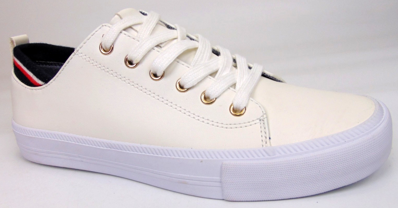 Tommy Hilfiger TWO Women’s Casual Sneakers Size 7.5 White Lace up Comfort Shoes