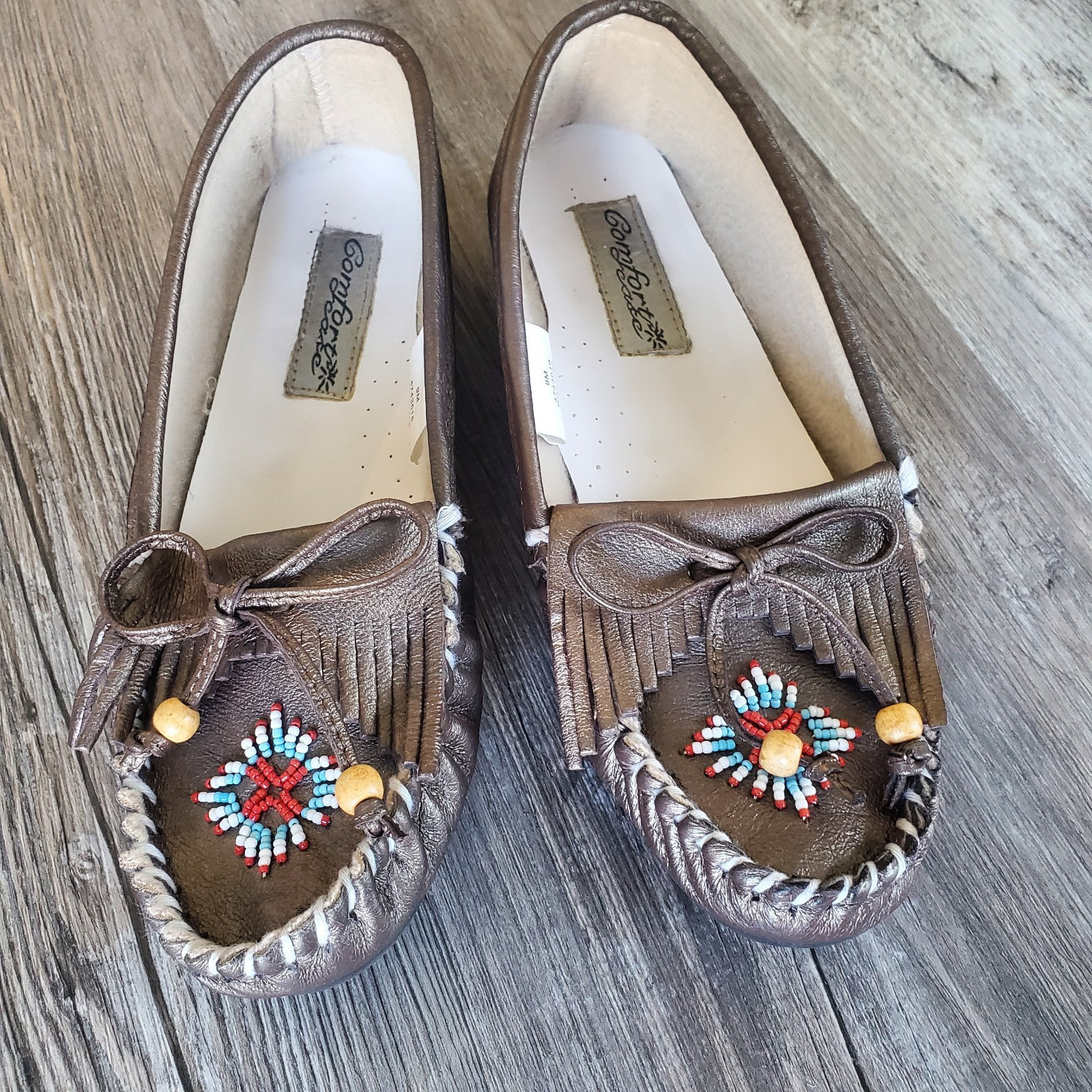 VTG Comfort Case Brown Leather Beaded Moccasin Shoes Womens 9 Southwestern