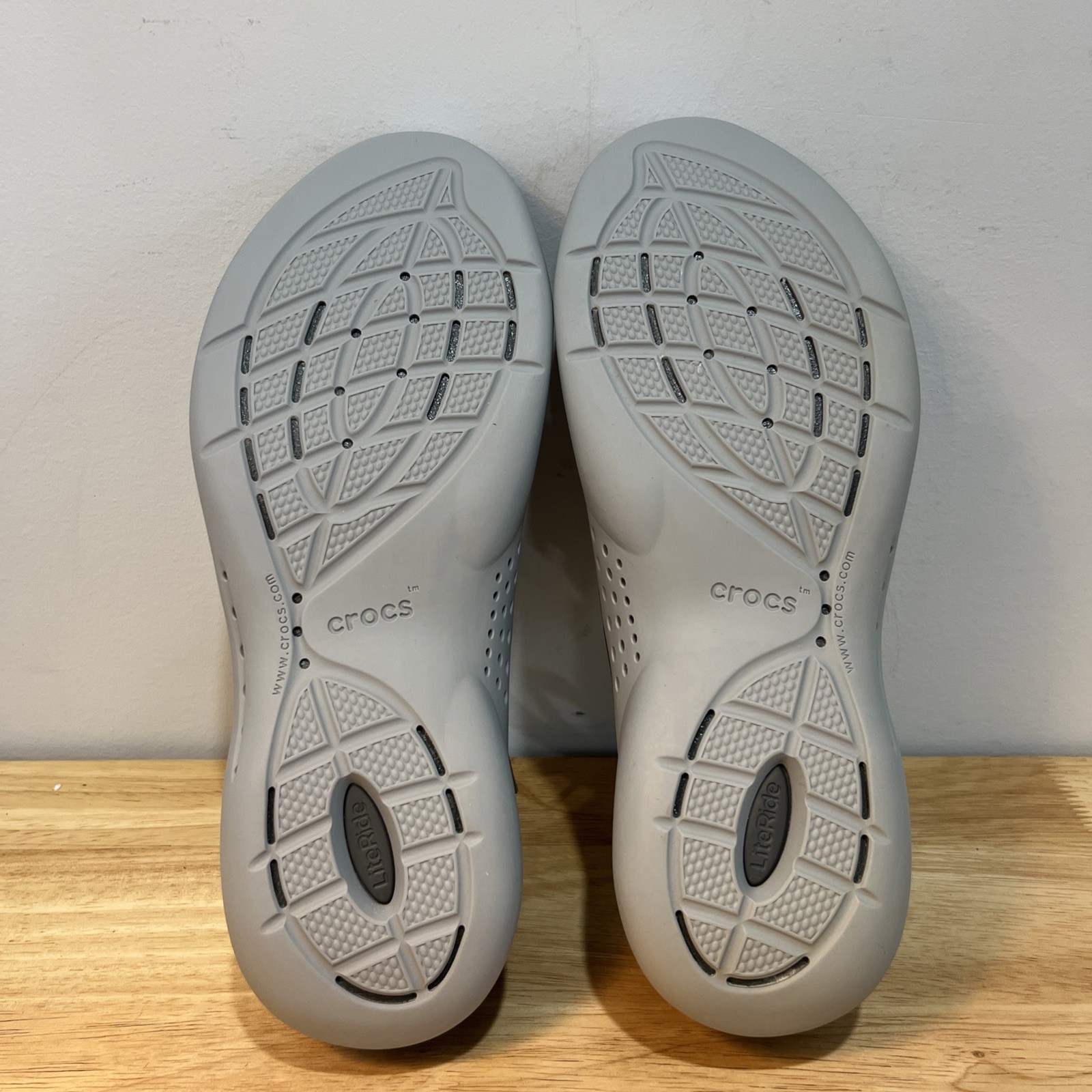 Crocs Womens Literide Pacer 206705 Black Lace Up Casual Shoes Sneakers Size 10