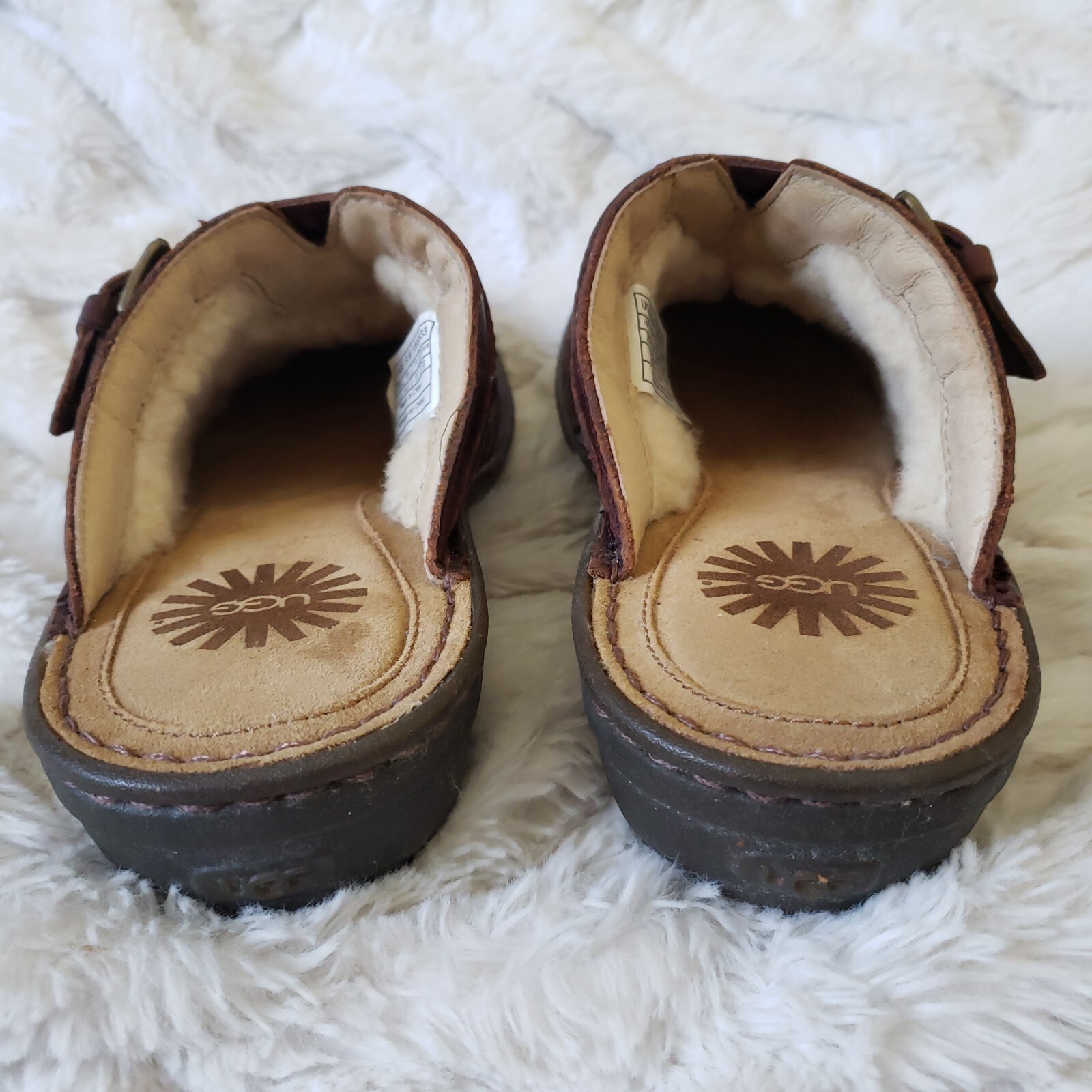 UGG Australia Livia Brown Wool Lined Leather Clogs Mules – Women’s US 6/ EU 37