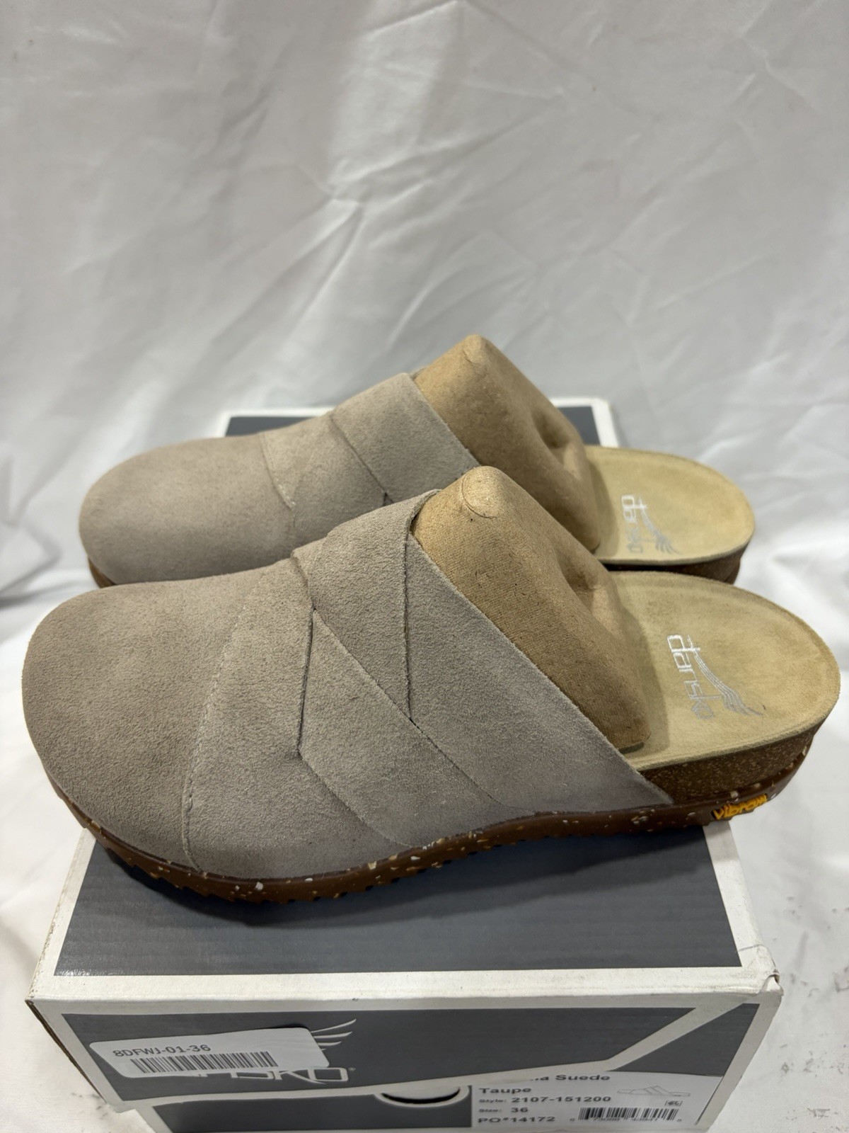 Dansko Daniella Women’s Suede Mules Clogs Taupe Vibram Sole 36 US 5.5-6 New