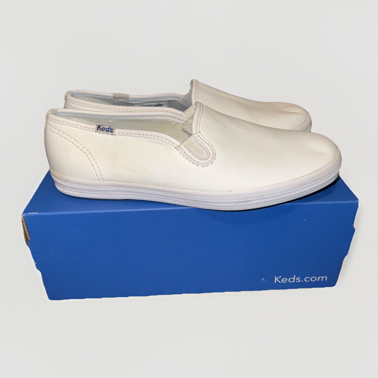 Keds Women’s Shoe Size 7 White Champion Leather Slip On Sneakes