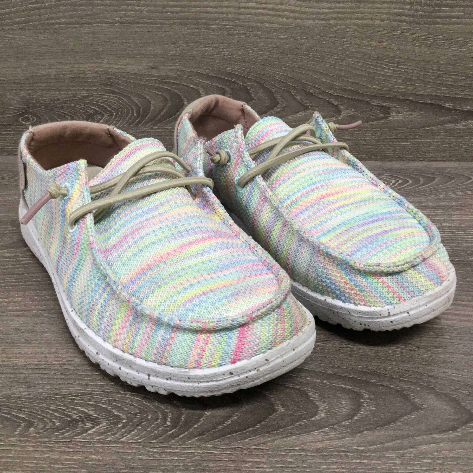 Hey Dude Wendy Sox Aurora White Womens Sz 6 Slip-On Pastel Rainbow Casual Shoes