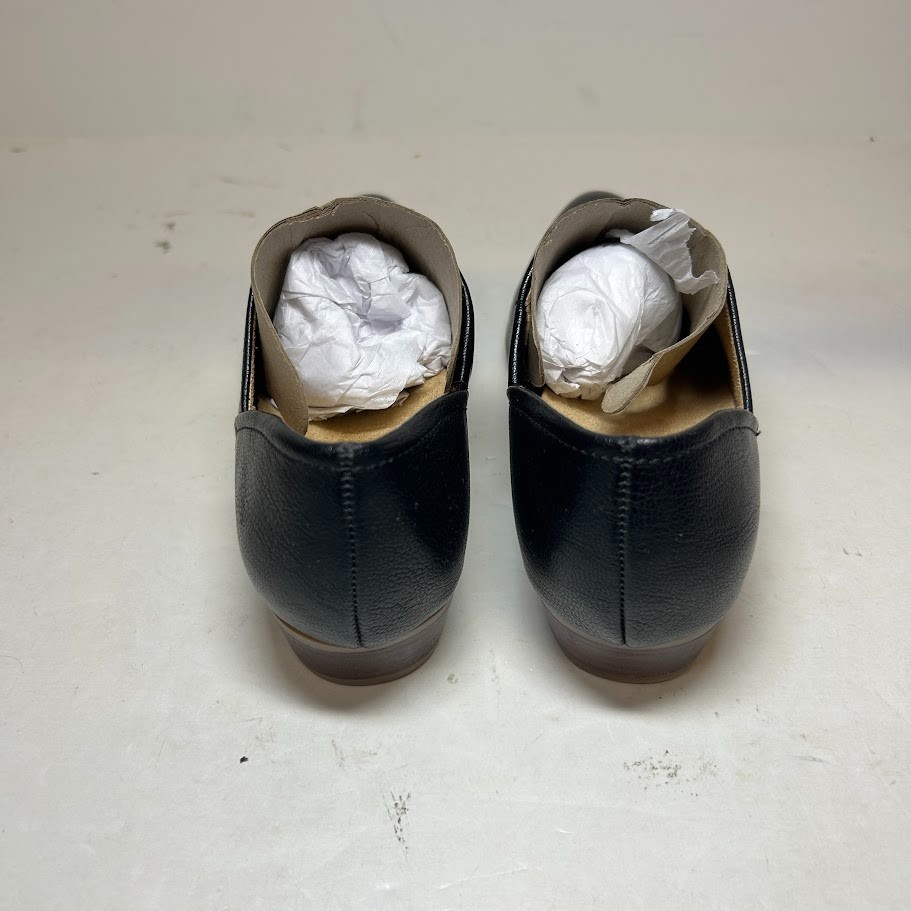 Naturalizer Womens 9.5 W Black Carlyn Pointed Toe Loafers Shooties NIB ME4