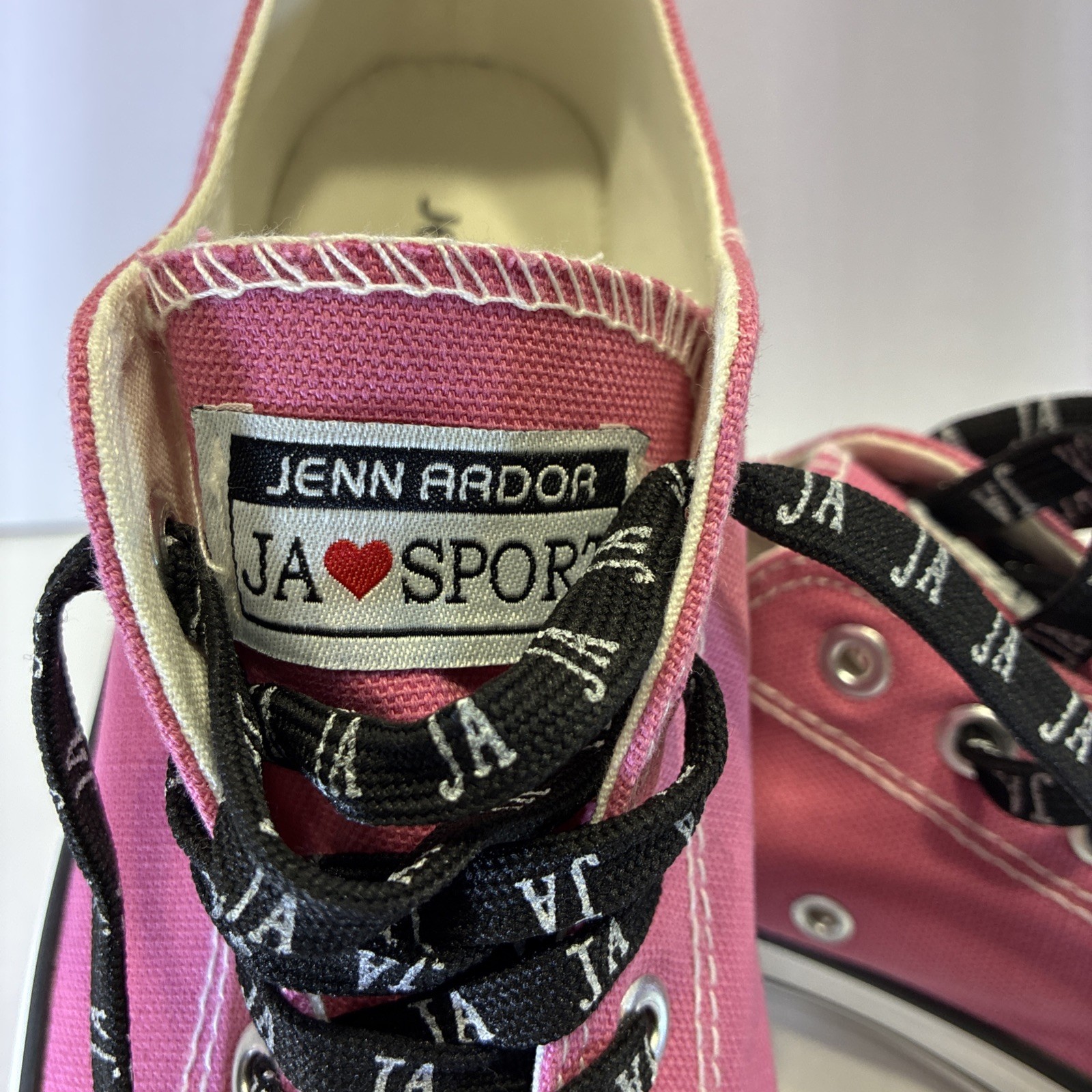 Women’s Size 7 Shoes Canvas Sneakers Lace-up Tennis Walking Casual Jenn Ardor