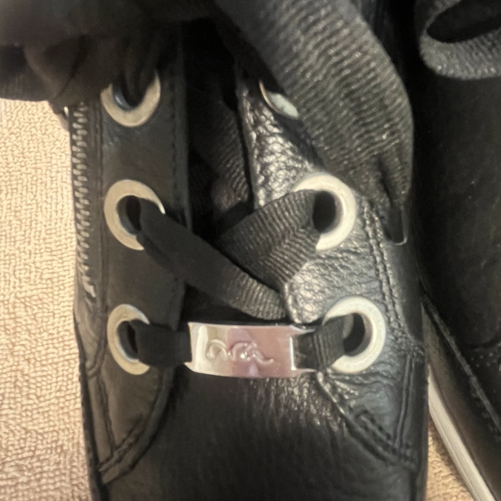 ARA Ollie High Soft Black Leather Women Sz 6.5 Comfort Tie/Zip Sneaker Excellent