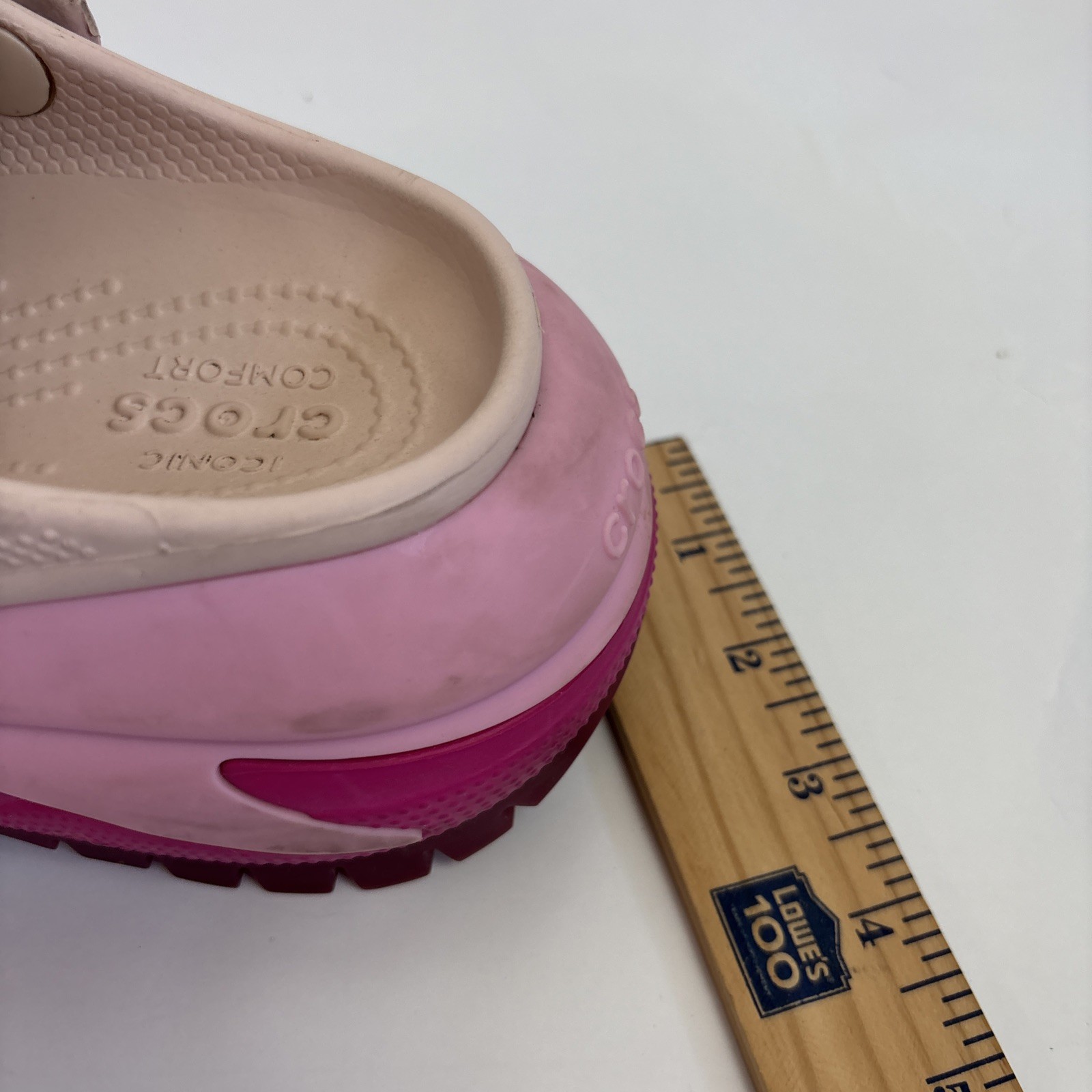 Crocs Mega Crush Clog Pink Ombré Unisex W 7 M5 W/Charms Festival Anime Going Out
