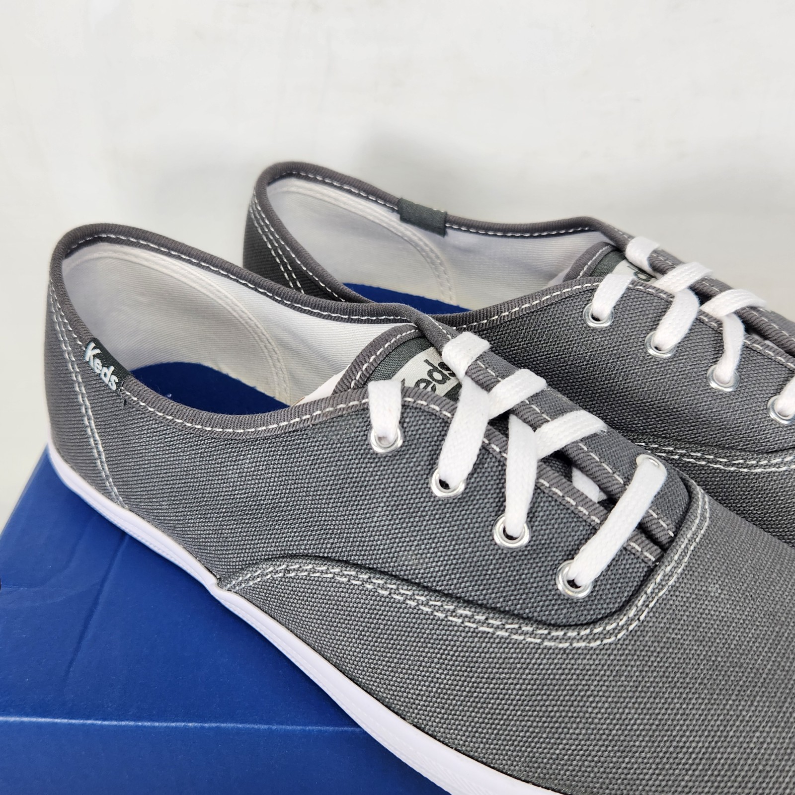8 WOM – KEDS Champion – Gray Canvas