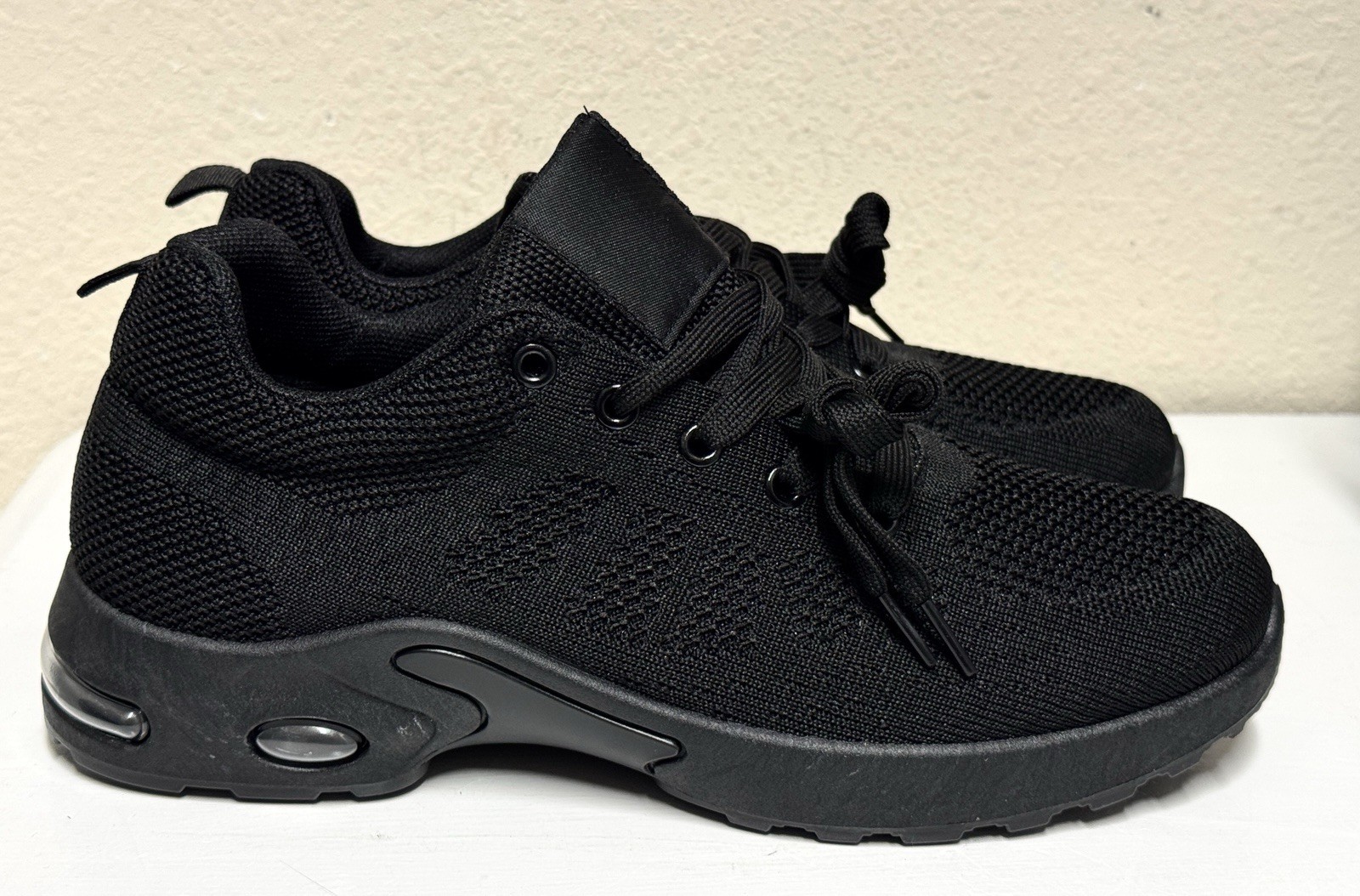 Orthora Footwear Black Women’s Size 42 (Runs Small) New