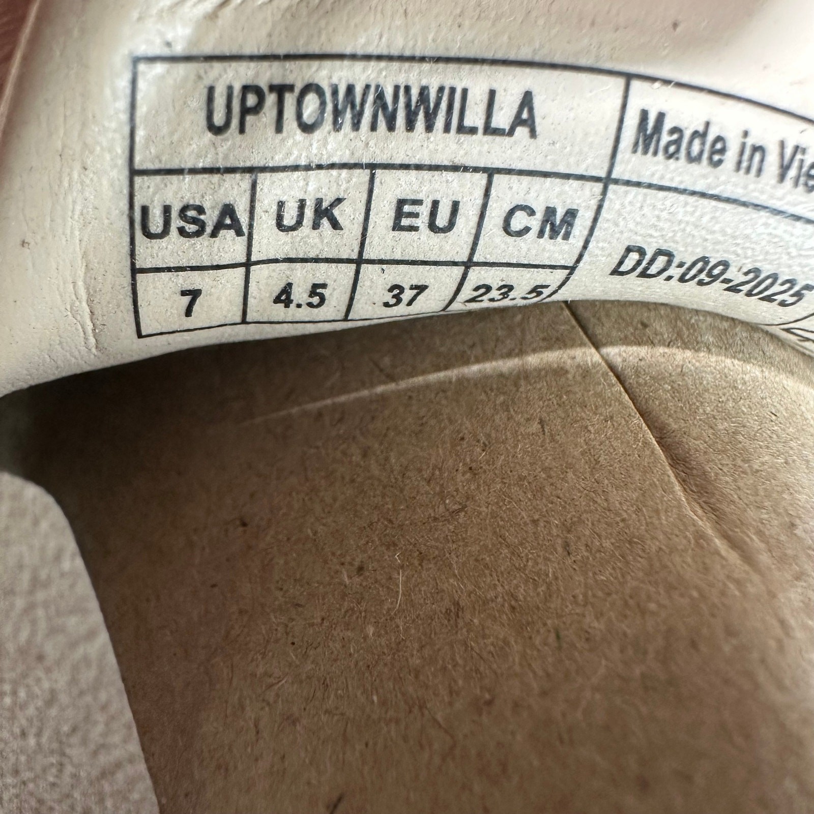Vionic Uptown Willa Women’s Orthotic Slip-On Loafer Silver Sz 7 New Without Box