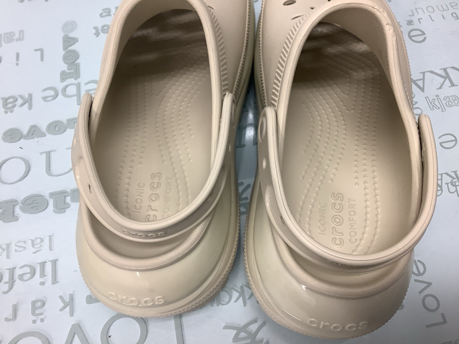 Crocs Classic Crush Clog Platform Sand Color, Size Women’s Size 10/M8.