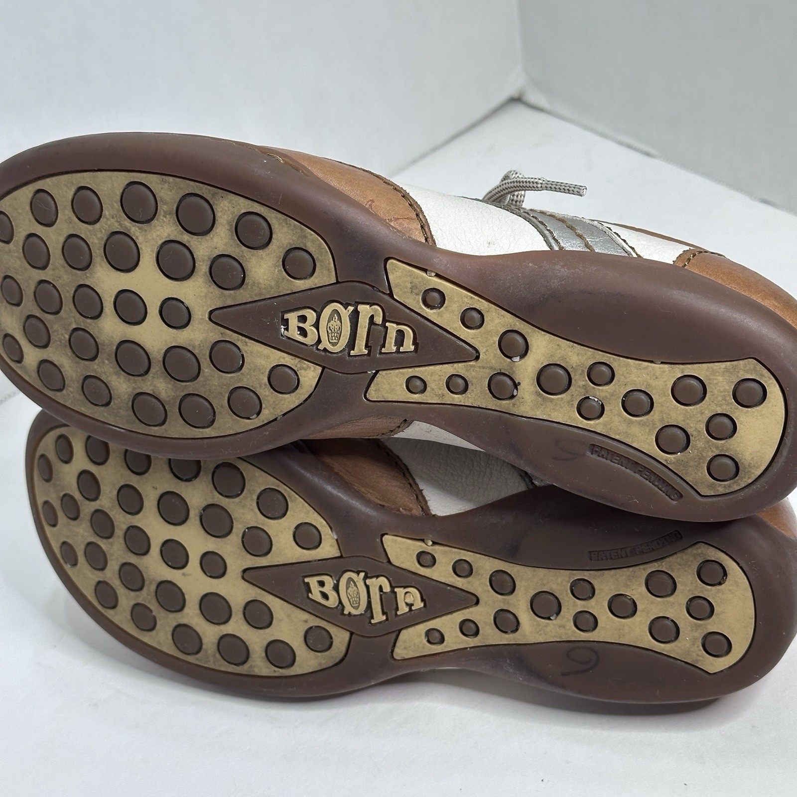Born Shoes Womens Size 7.5 Palmera Golf Low Top Sneakers Lace Up Brown Leather