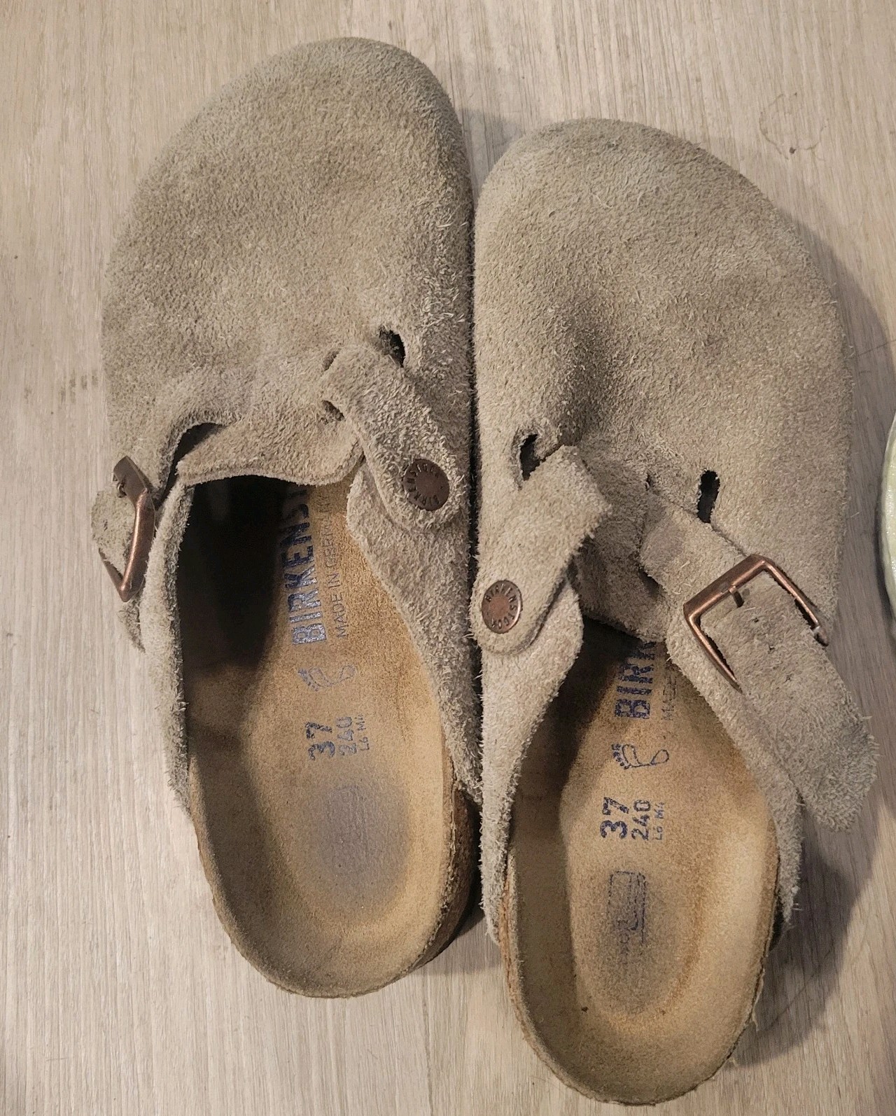 Birkenstock Sandals Closed Toe (37) + Betula Slides (36) + Chrome Silver (39)