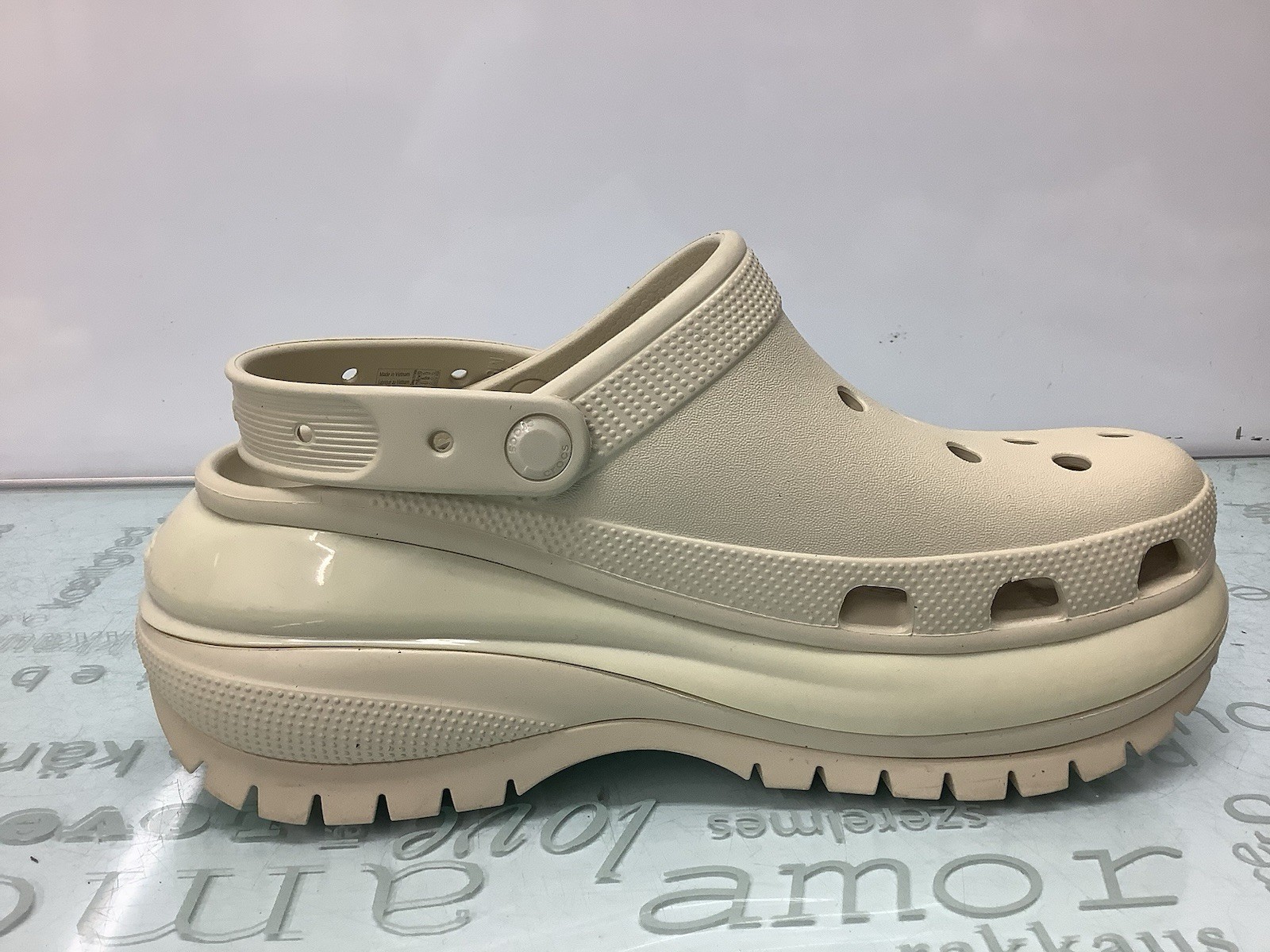 Crocs Classic Crush Clog Platform Sand Color, Size Women’s Size 10/M8.
