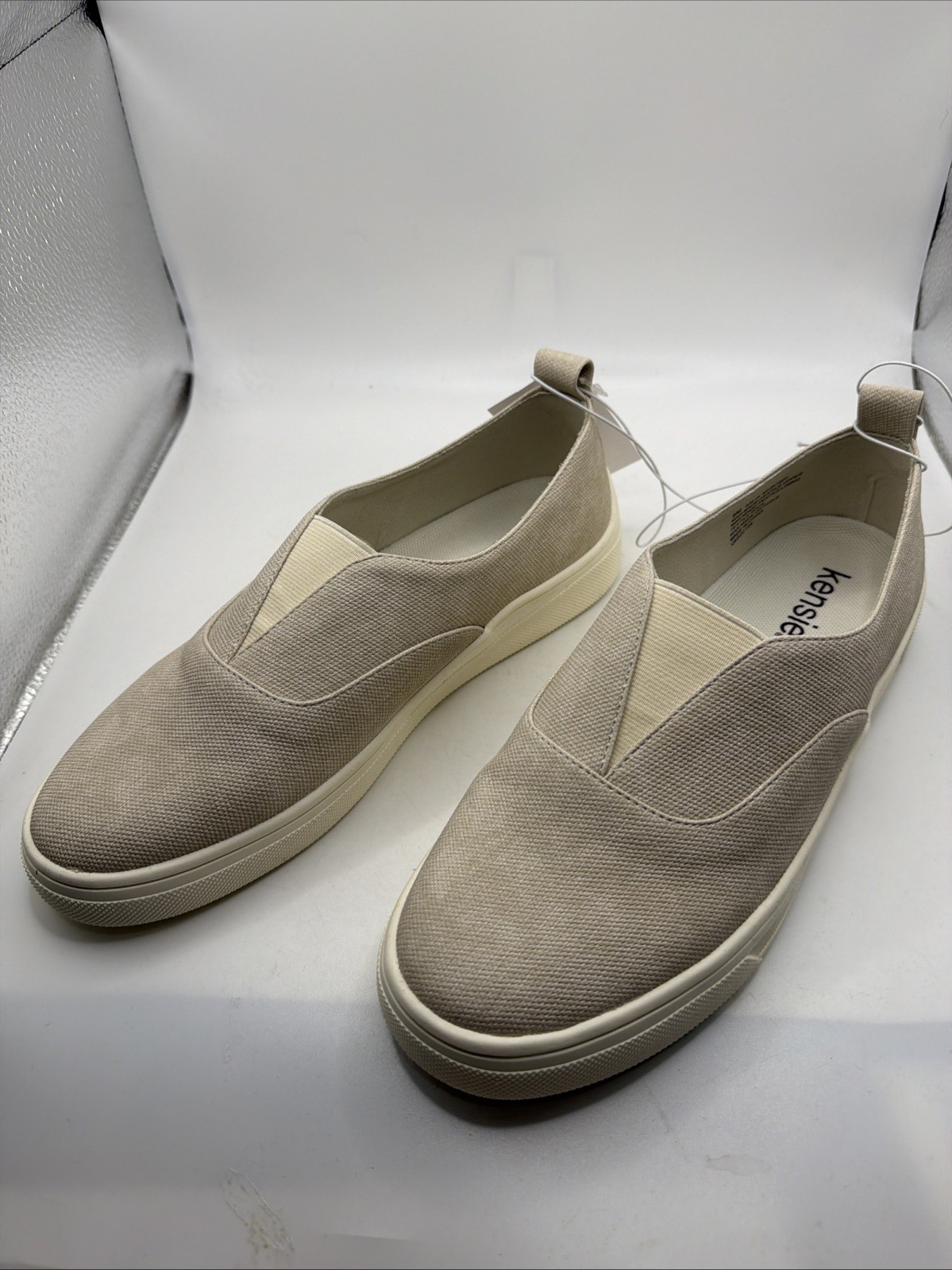 Kensie Ladies Size 6.5 Salia Beige Slip On Loafers. Easy On And Flexible.
