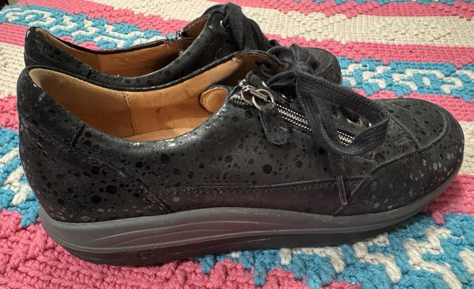 Ganter Sensitiv Women Black Textured Leather Lace Up Side Zip Sneakers Size 7.5