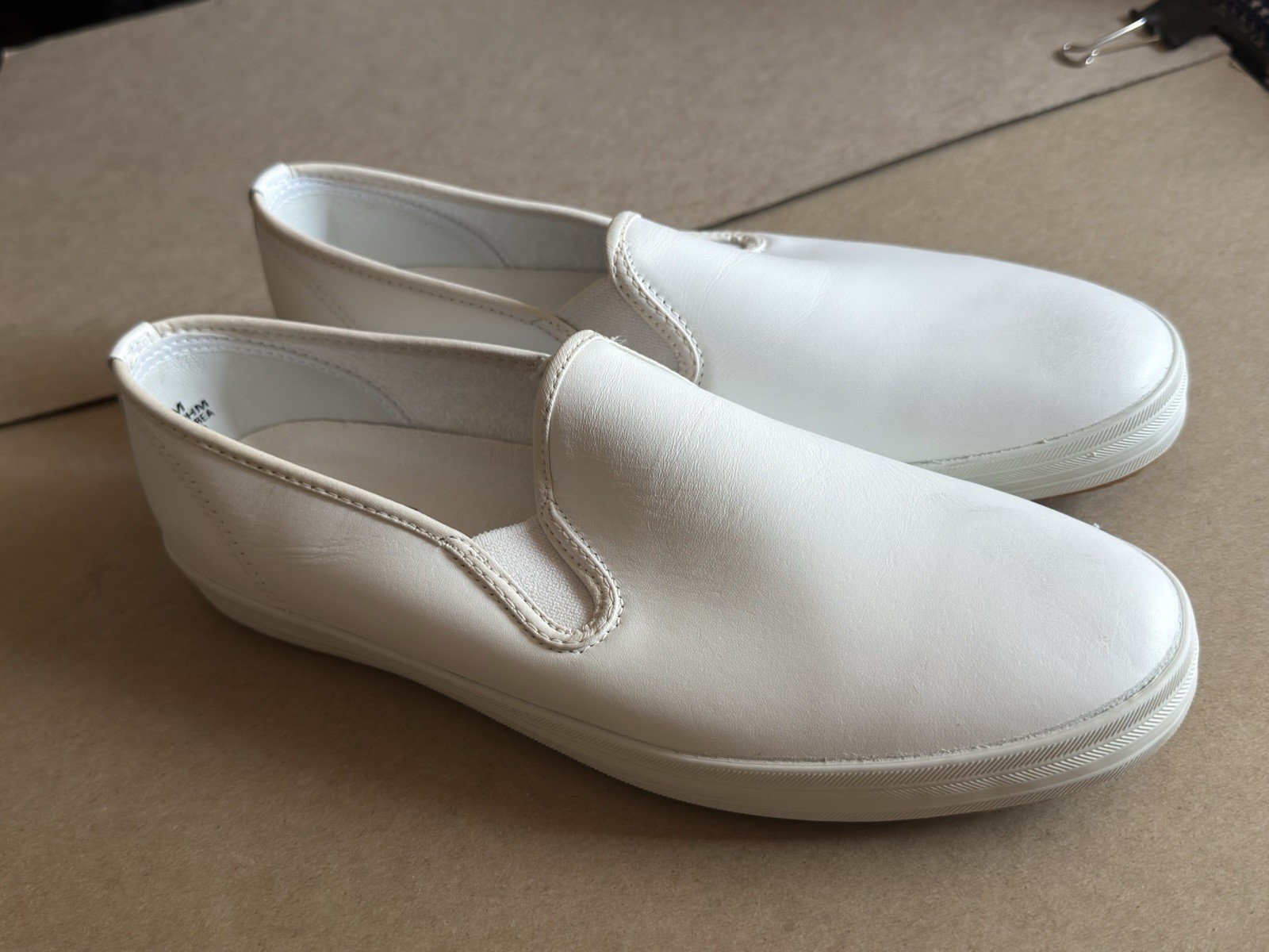 KEDS Champion Leather Slip-On M9.5 L11 – New