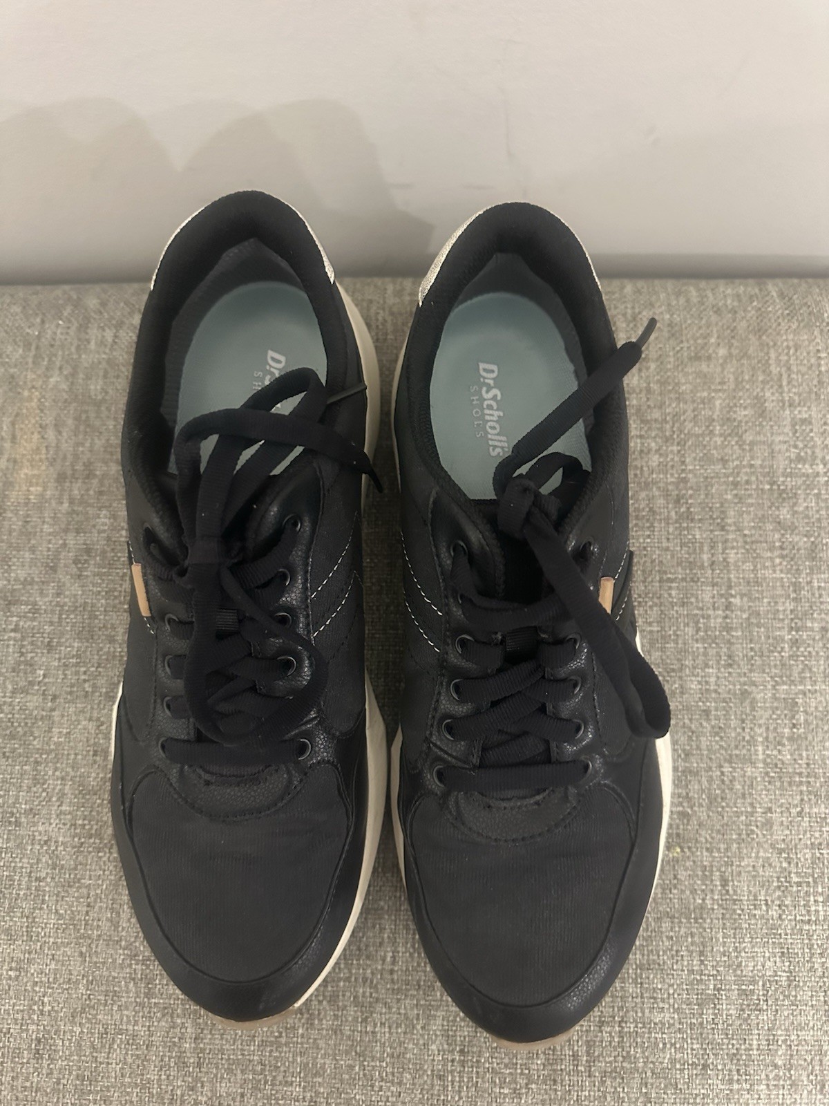 Dr Scholls Women’s Black Lace Up Sneakers Size 9.5