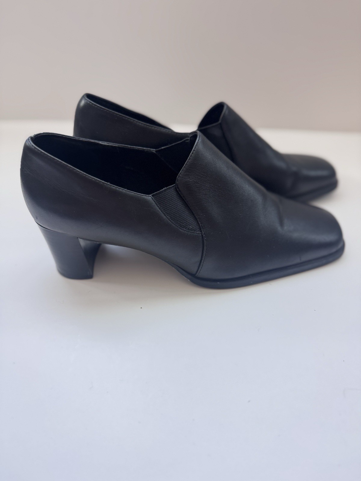 Women’s Aerosoles Black Proven Winner Block Heel Size 8.5