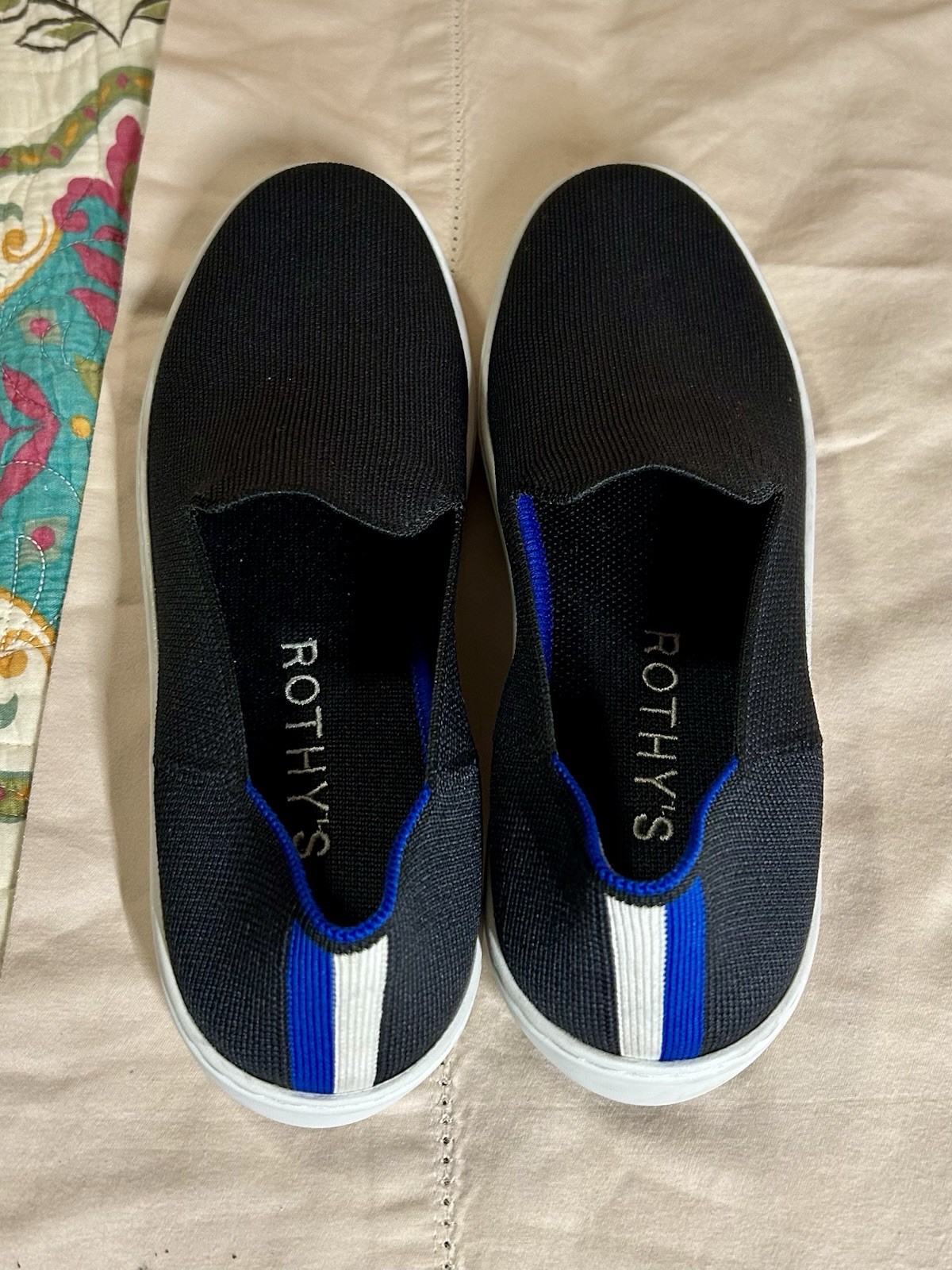 Rothy’s Slip On Women’s Sneakers Navy Blue Knit Size 9 Sustainable Shoes