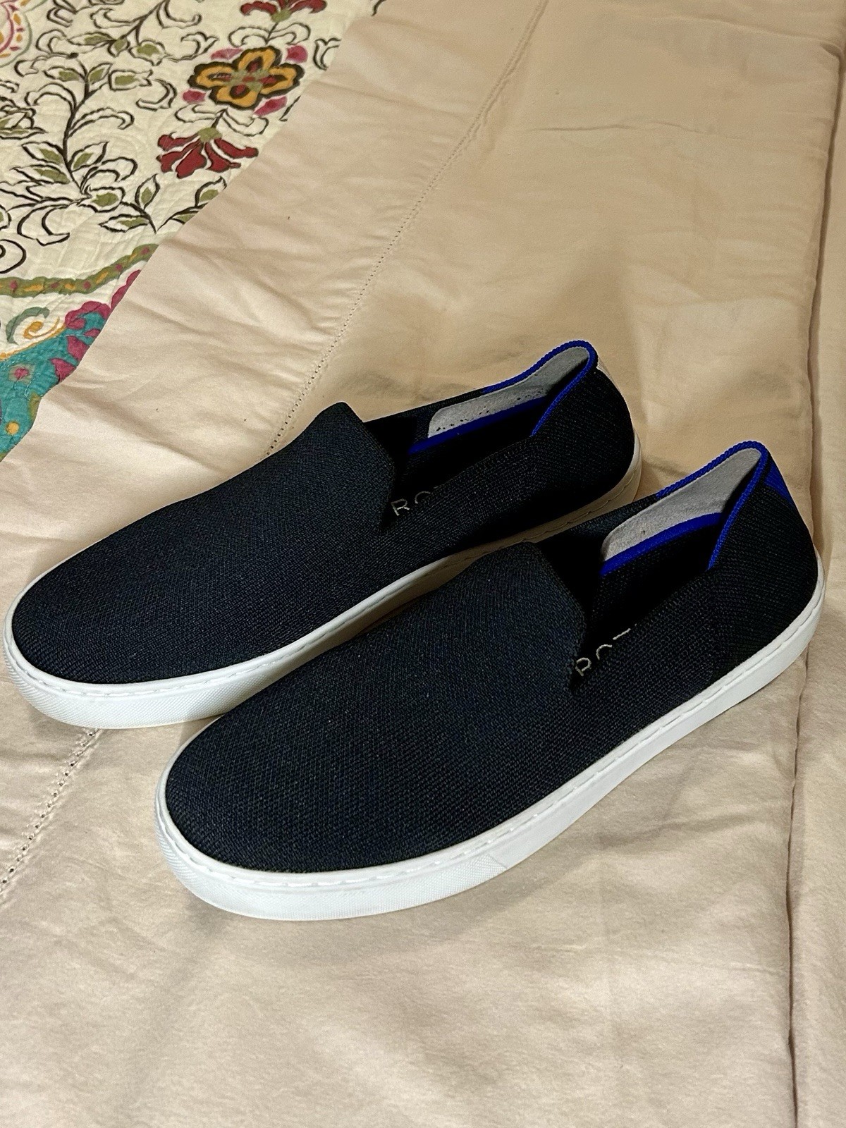Rothy’s Slip On Women’s Sneakers Navy Blue Knit Size 9 Sustainable Shoes