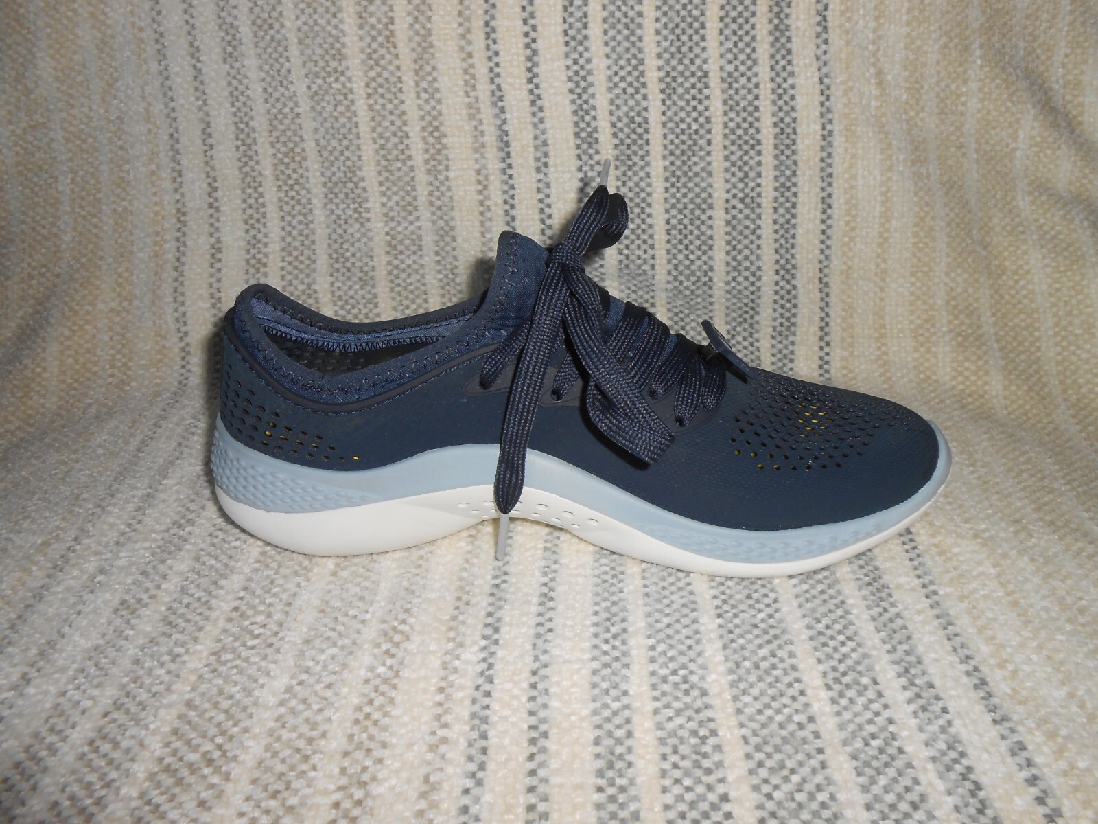 Crocs Literide 360 Pacer Sneakers Women 9 Blue Lace Up Comfort Water Shoe 206705