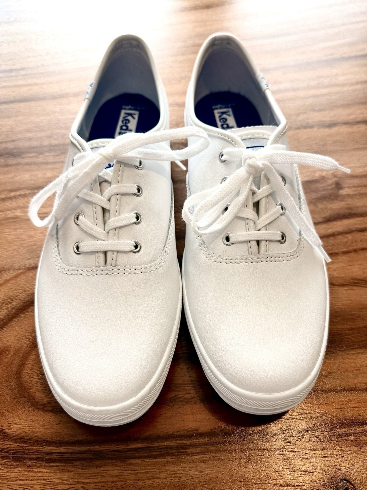 Keds Women’s Champion Original Leather Sneakers, White Leather, 9.5 M (US) NEW