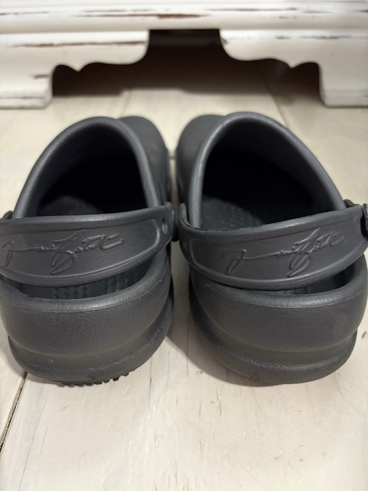 Crocs Bistro Mario Batali Black Kitchen Nurse Slip Resistant Mule Clogs M 7 W 9