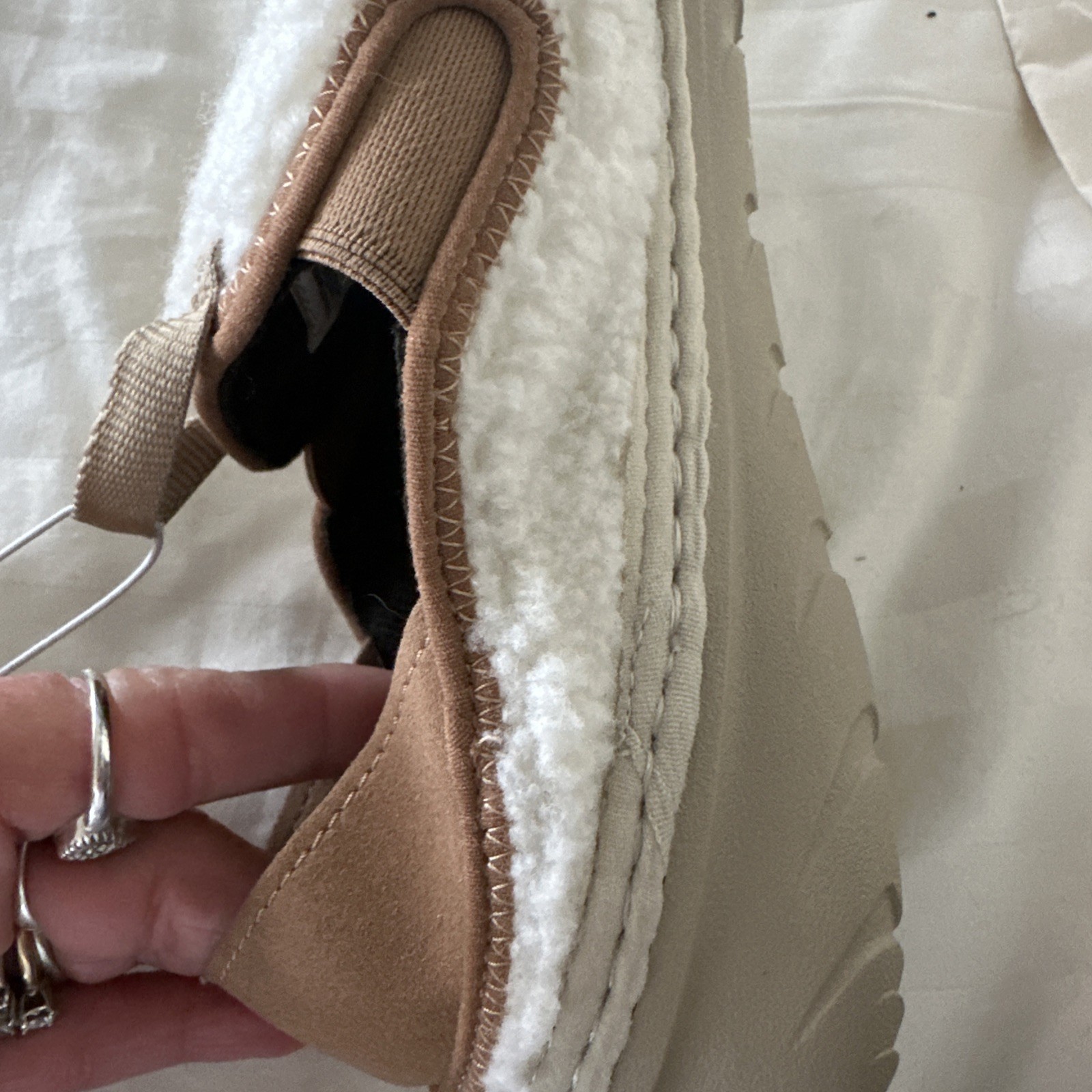 NWT Merrell Hut Moc Cozy Slip On Shoes Smore 8M Ivory And Brown Women’s