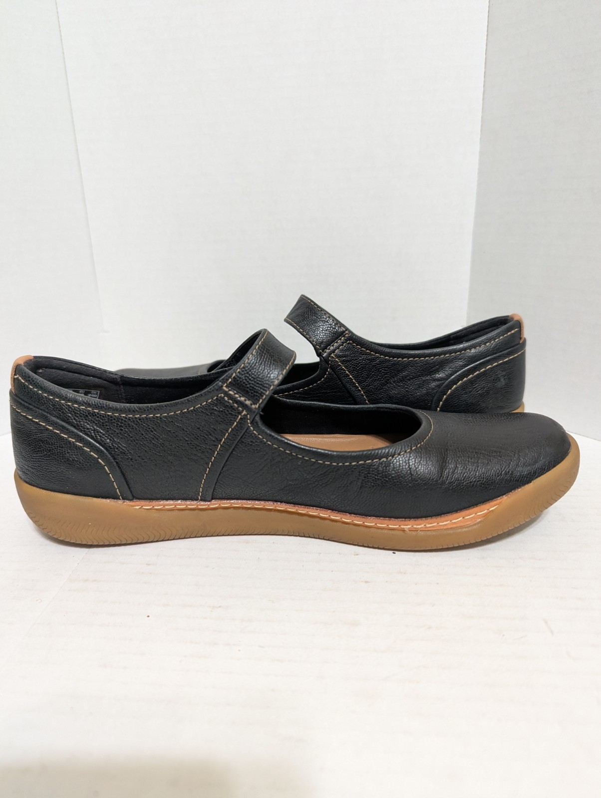 Clarks Unstructured Women’s Size 8 M Mary Jane Blue Sandals