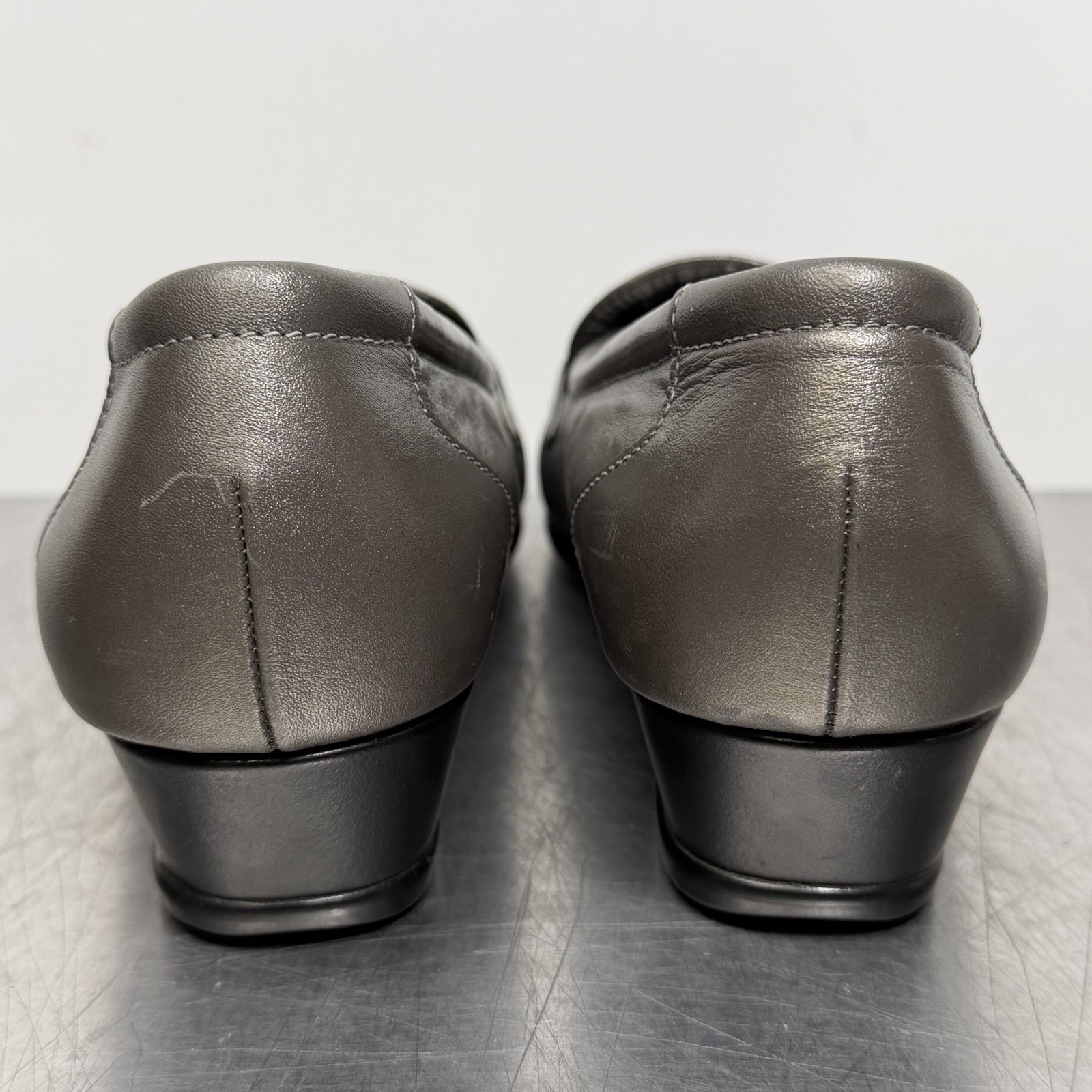 SAS Easier Comfort Shoes Womens Size 10 N – Wedge Dress Loafer, Silver Moccs USA