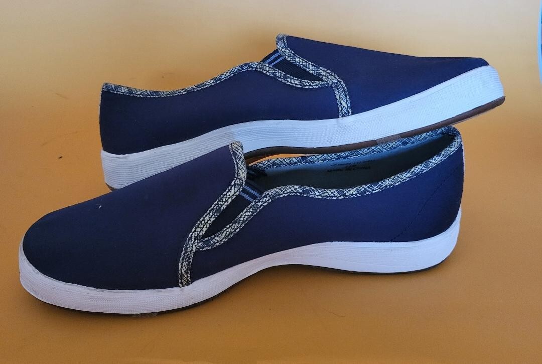 Navy Grasshoppers w/ Navy & White Trim, Women’s 7.5M w/ Purefit Comfort Cushion