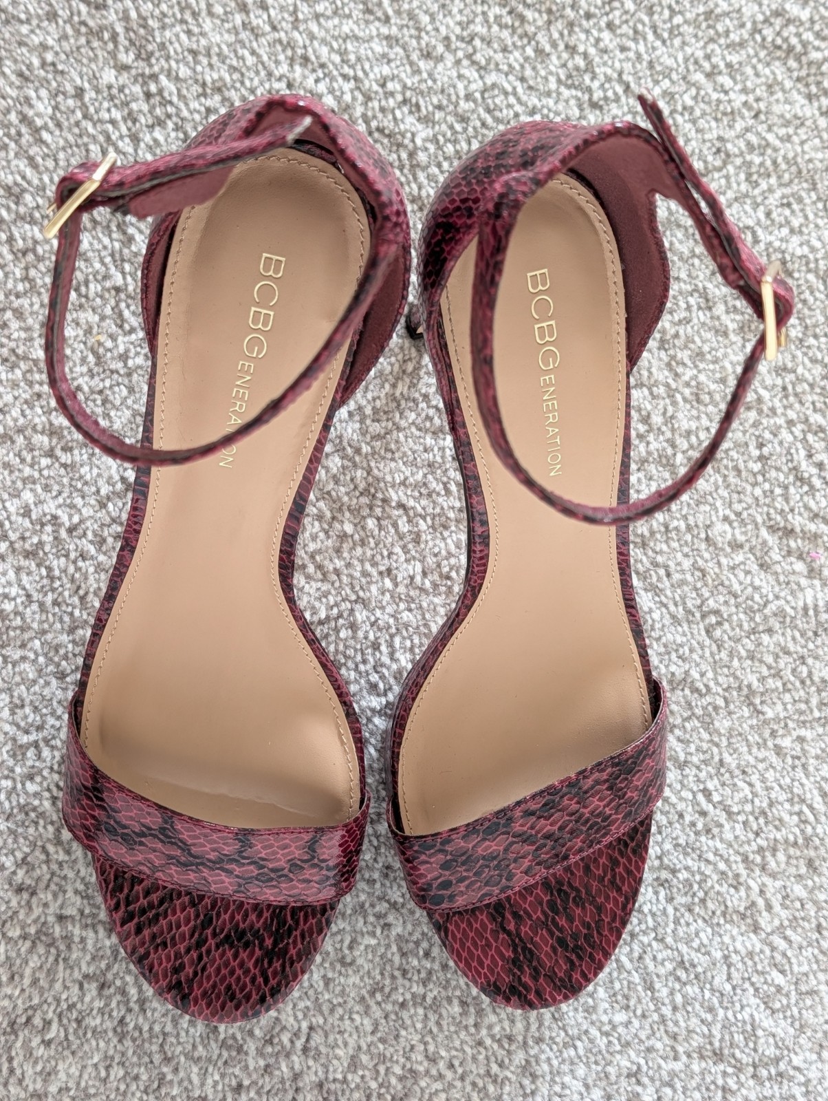 BCBGeneration Red Snake Print Platform Heels Size 8 Ankle Strap High Heel Sandal