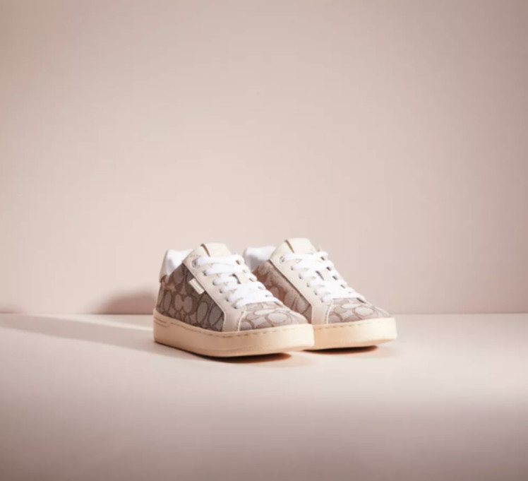 Coach Lowline Luxe Signature Jacquard Low Top Sneaker MSRP$155 CHIC & STYLISH