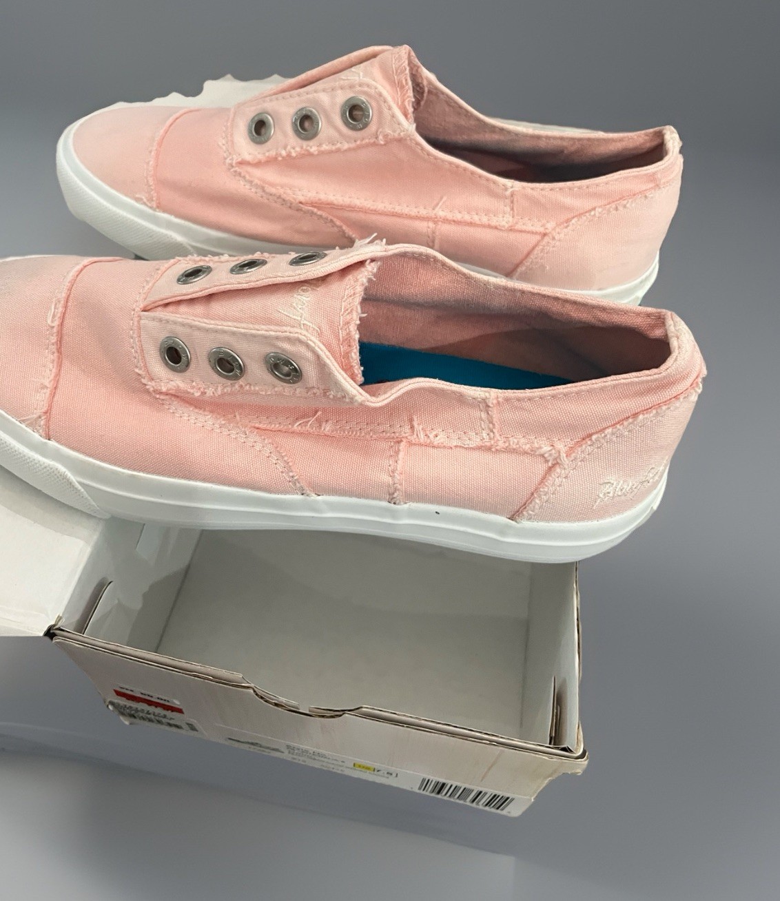 Blowfish Malibu Play Pink Slip On Laceless Sneakers Women’s Size 7.5 New In Box